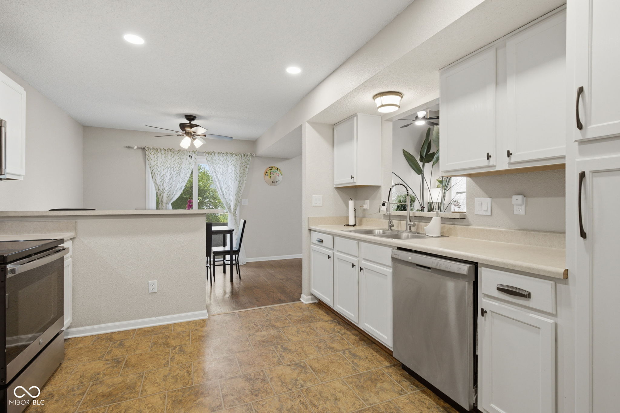 2823 Cahokia Court