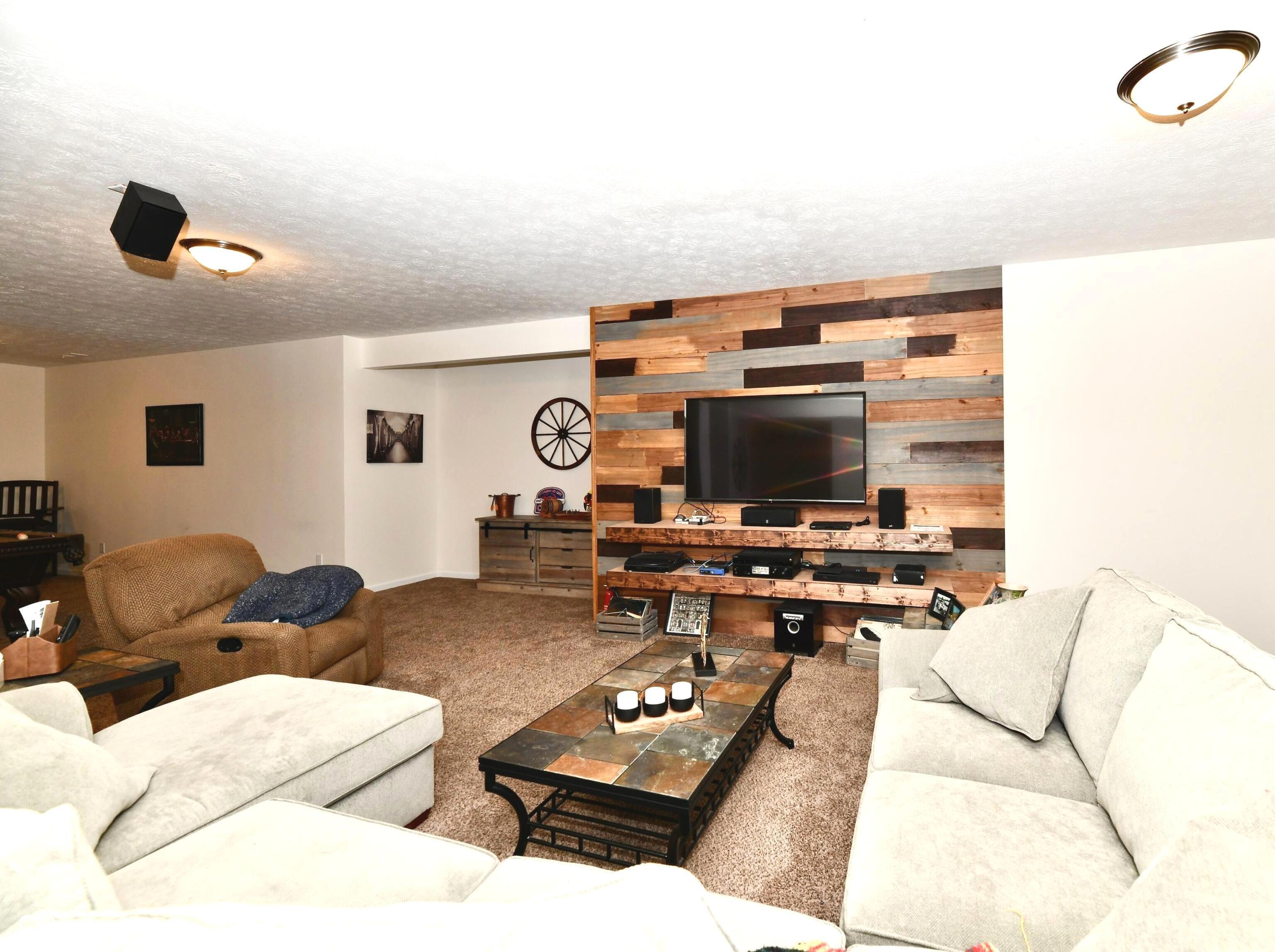 16226 Larimar Drive