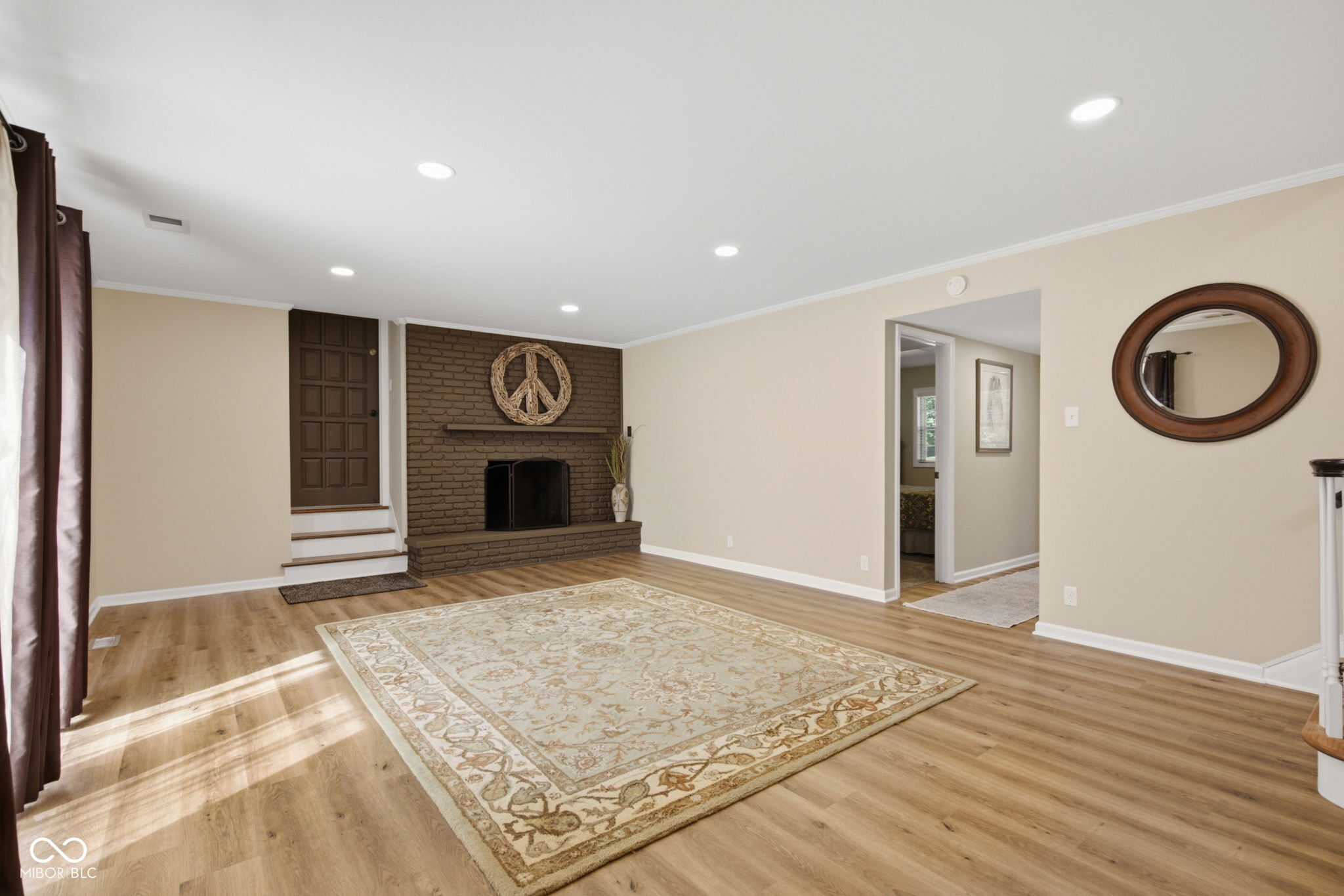 7366 Glennmore Drive