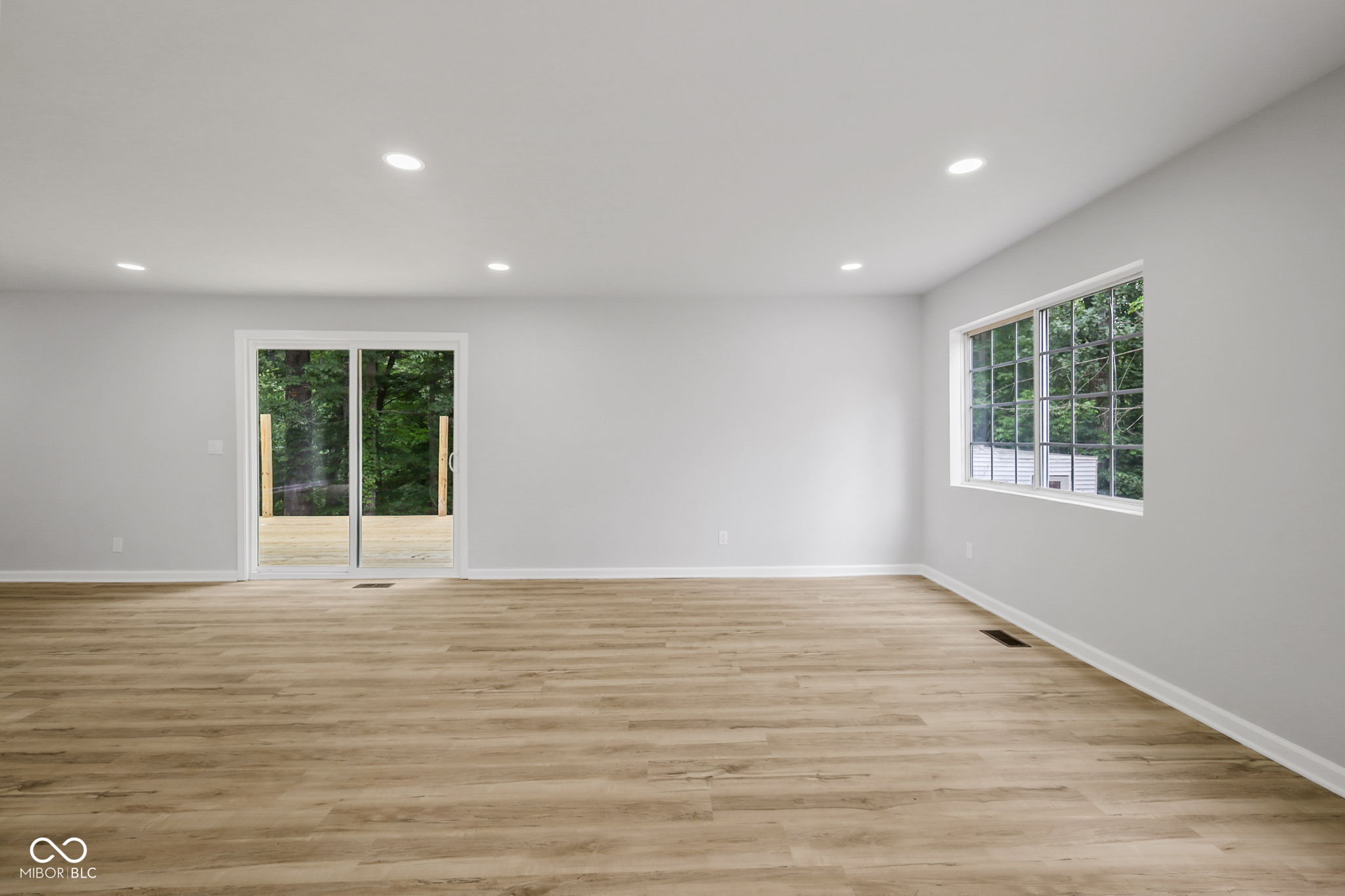 700 Walnut Grove Road