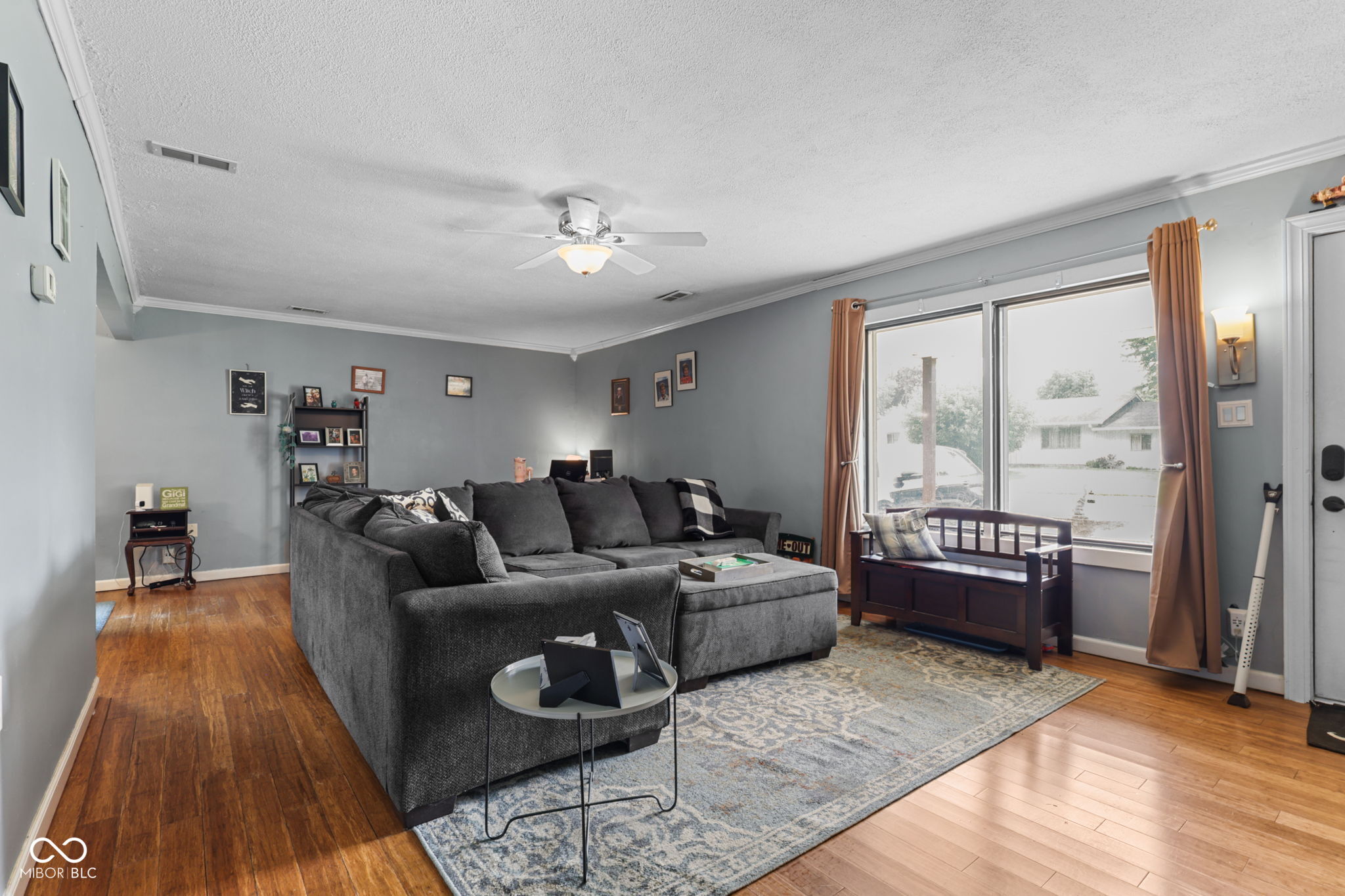 950 Edgewood Drive