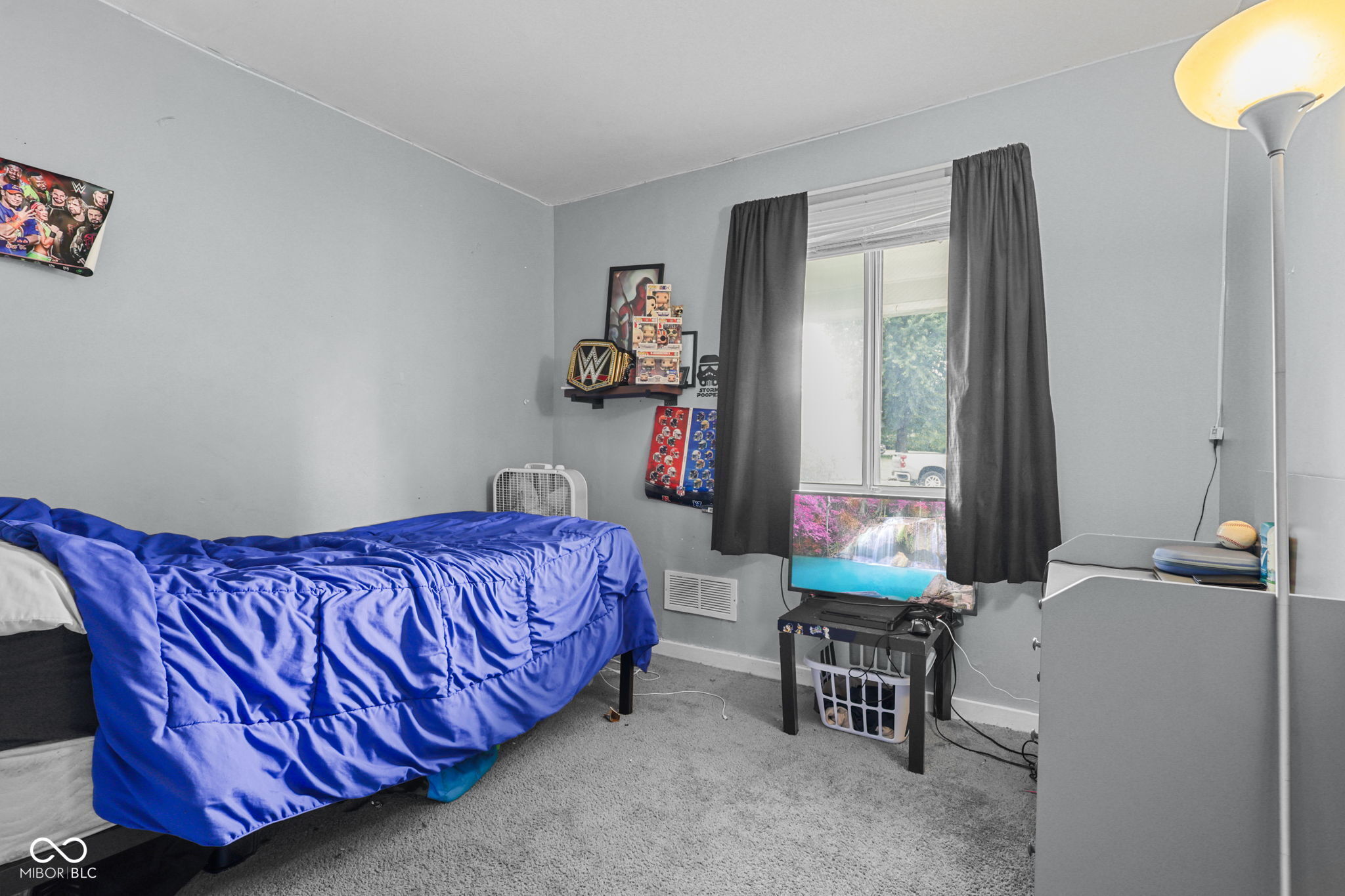 950 Edgewood Drive