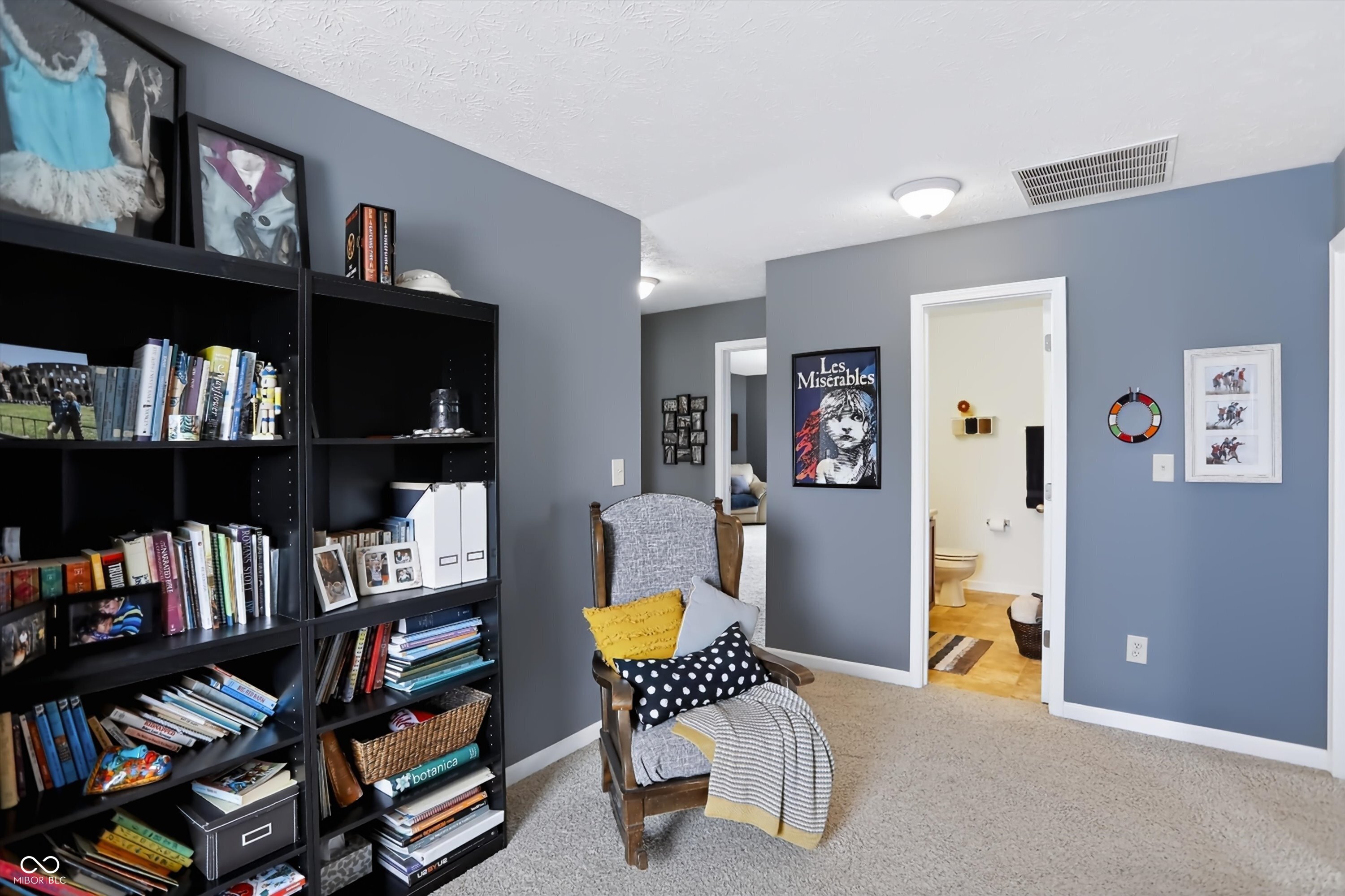 5217 Montavia Lane