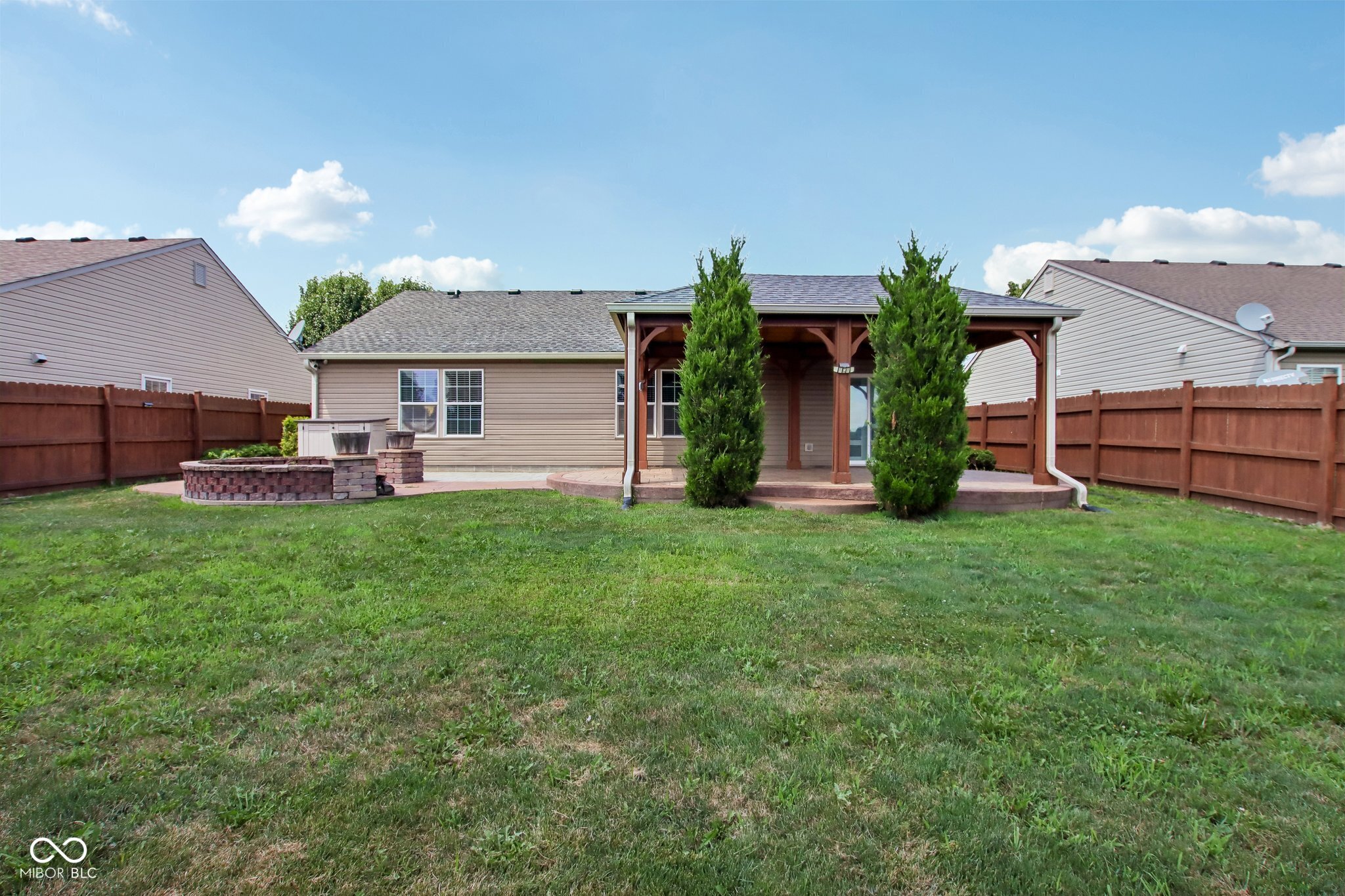 6111 Angelina Way