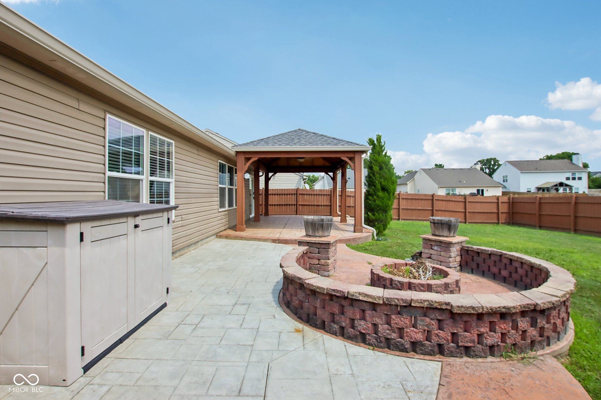 6111 Angelina Way
