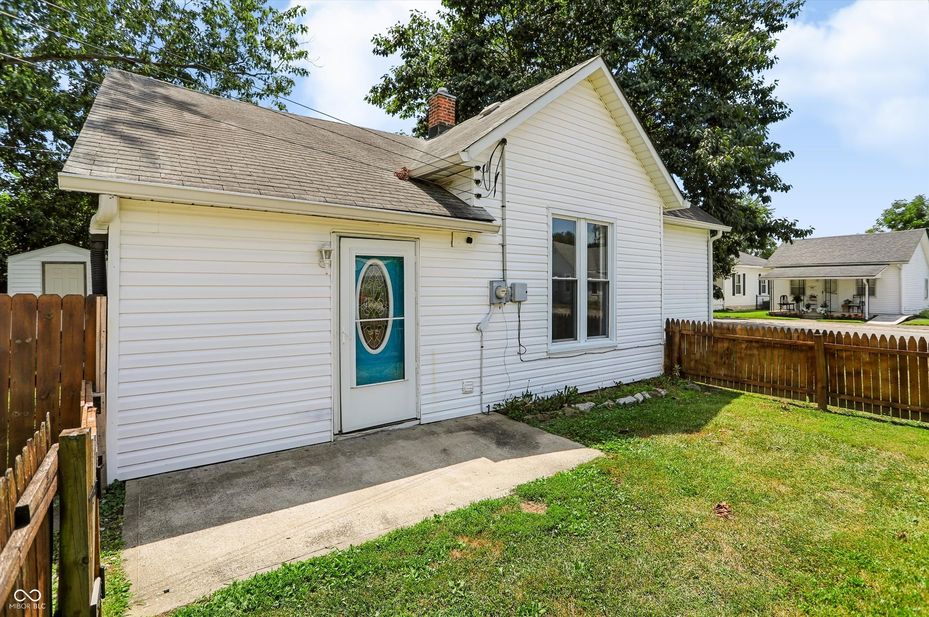 599 Duane Street