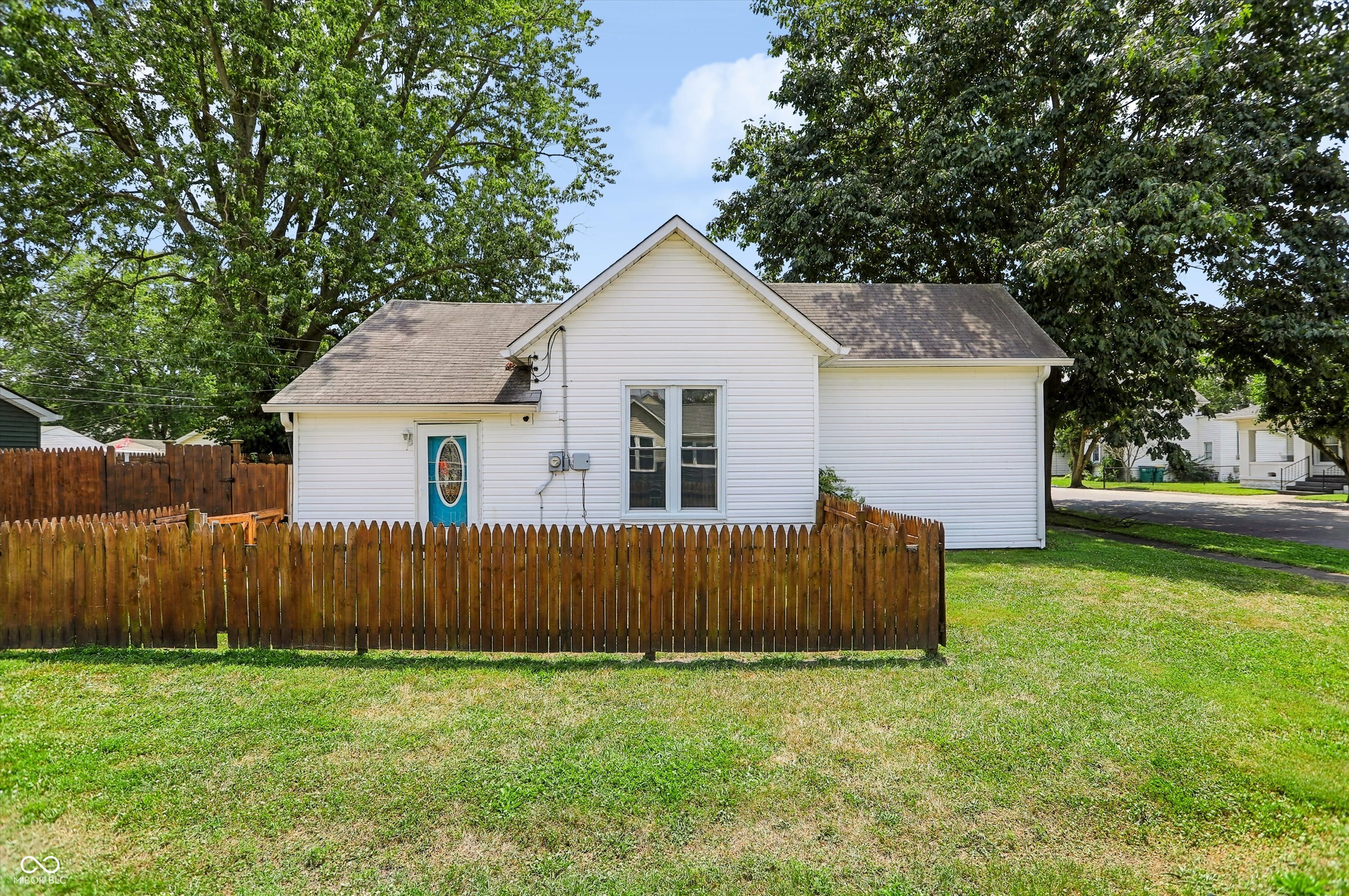599 Duane Street