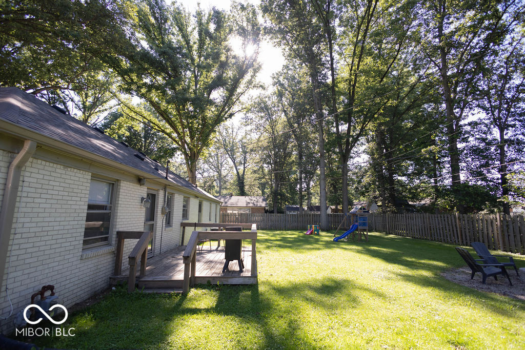 2427 Shady Lane