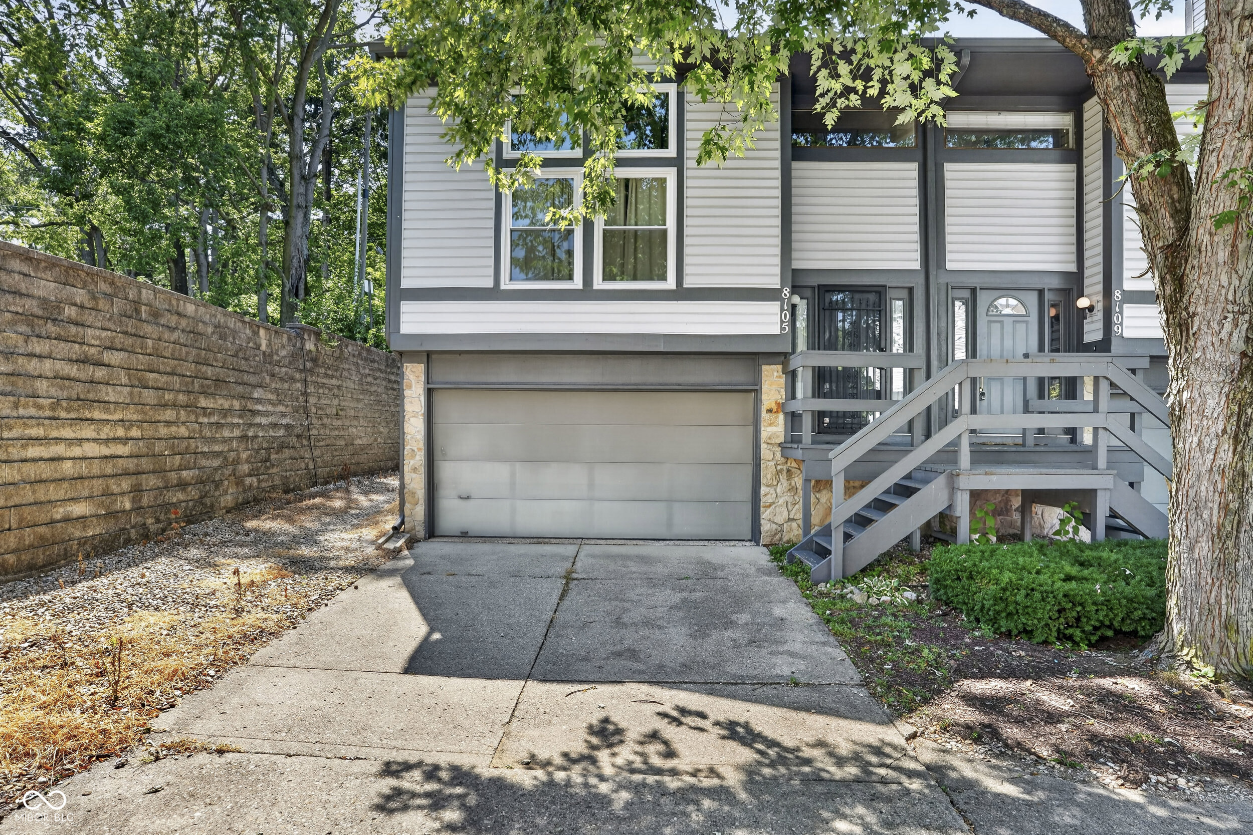 8105 Valley Farms Trail