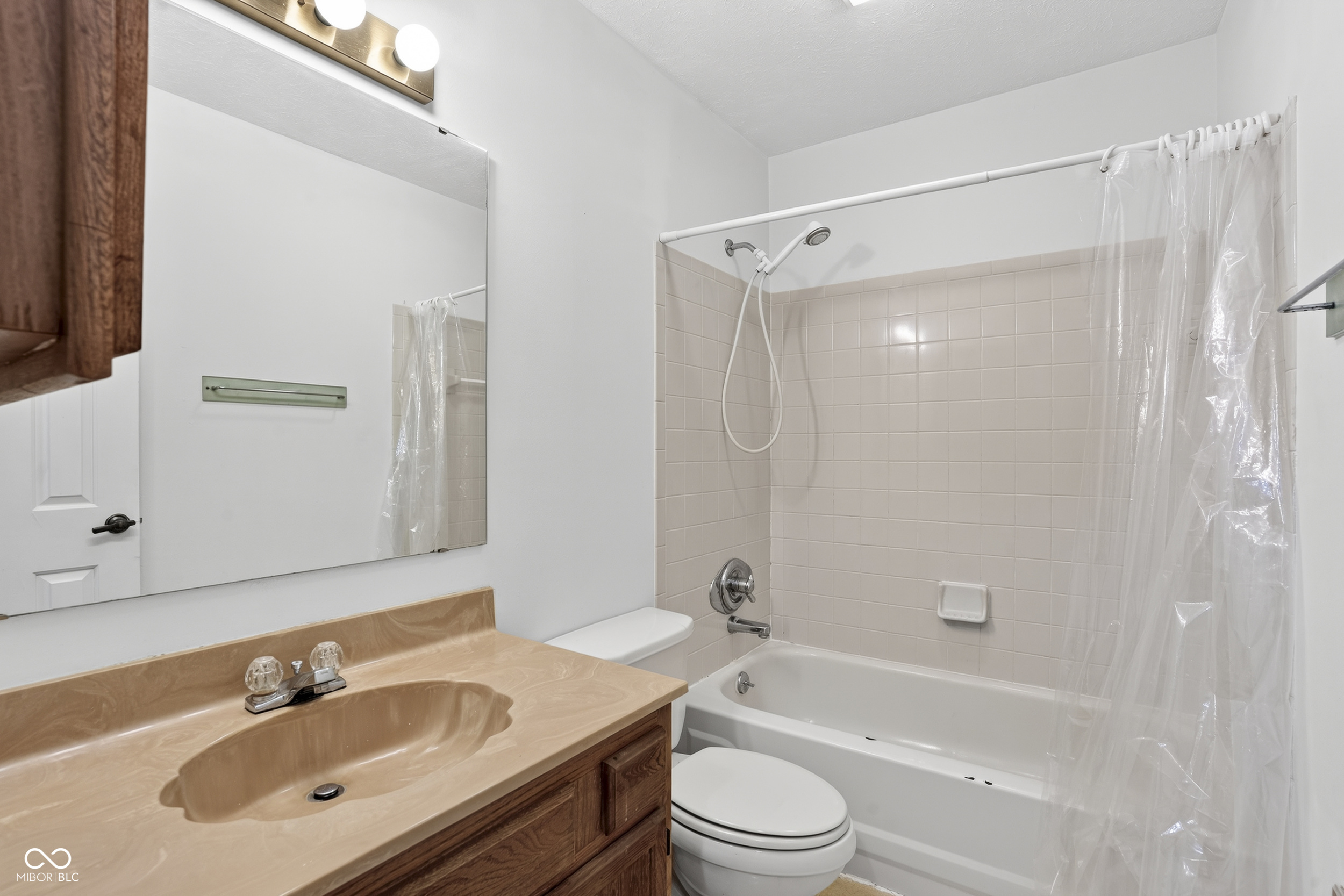 8105 Valley Farms Trail