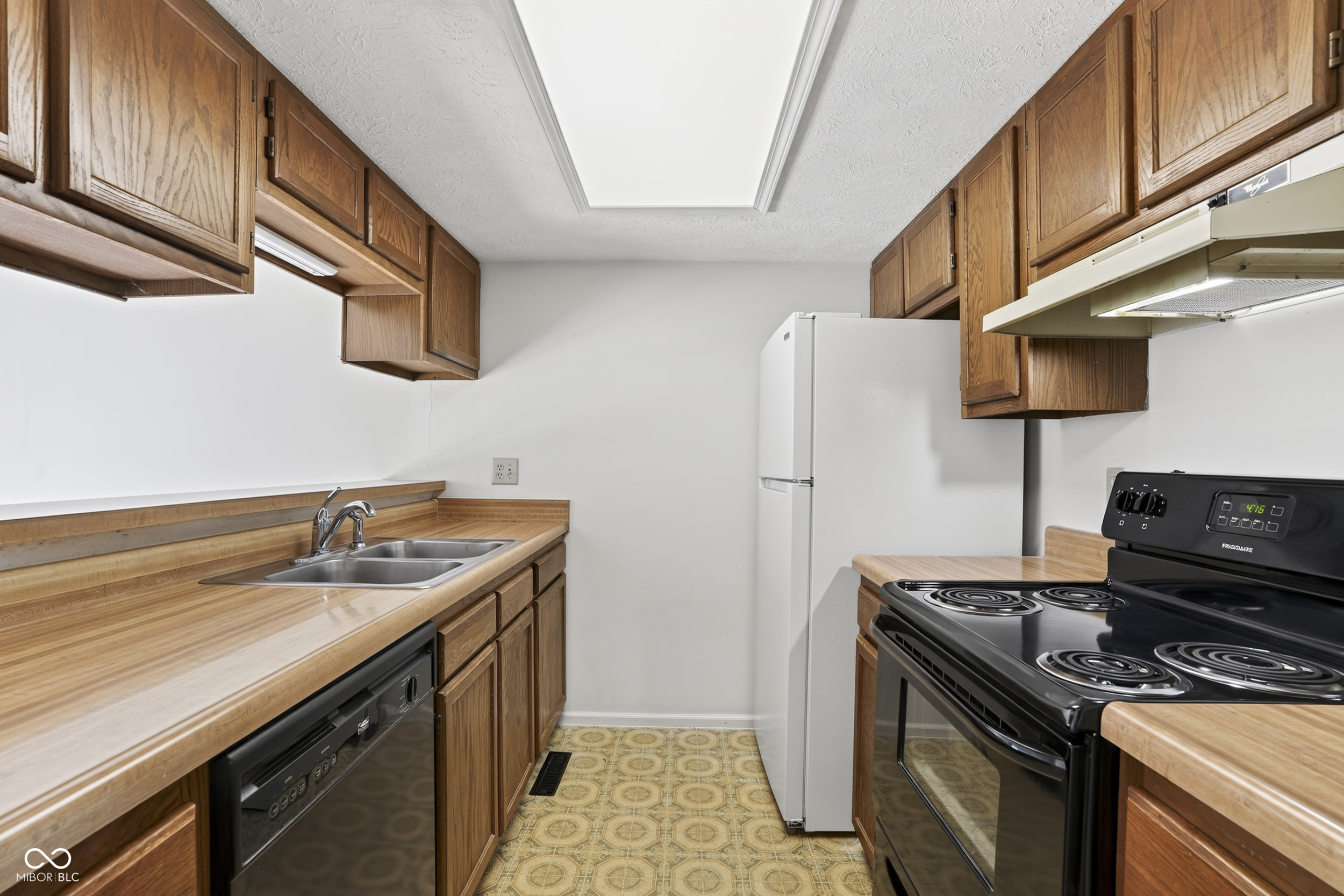 8105 Valley Farms Trail