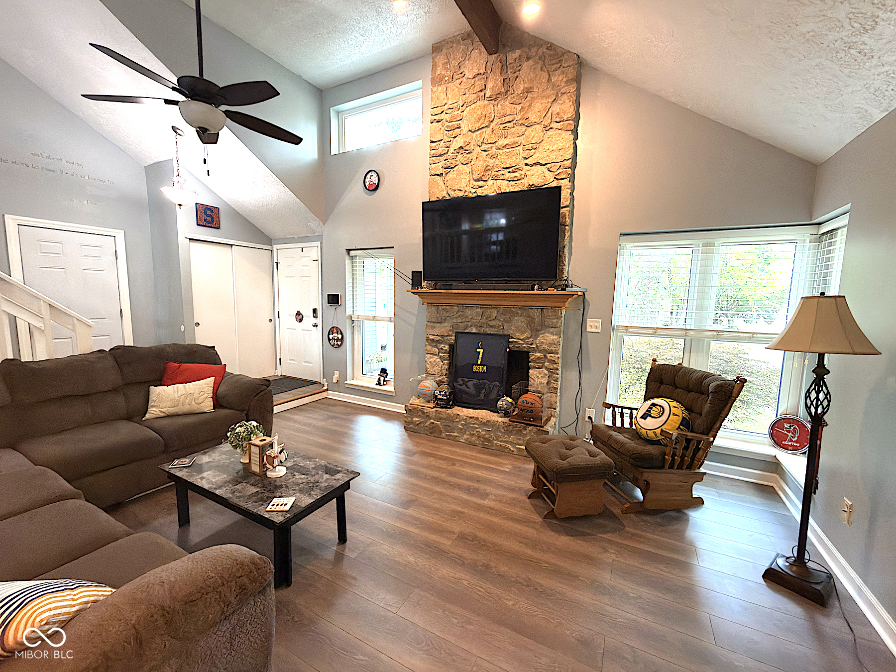 9102 Fireside