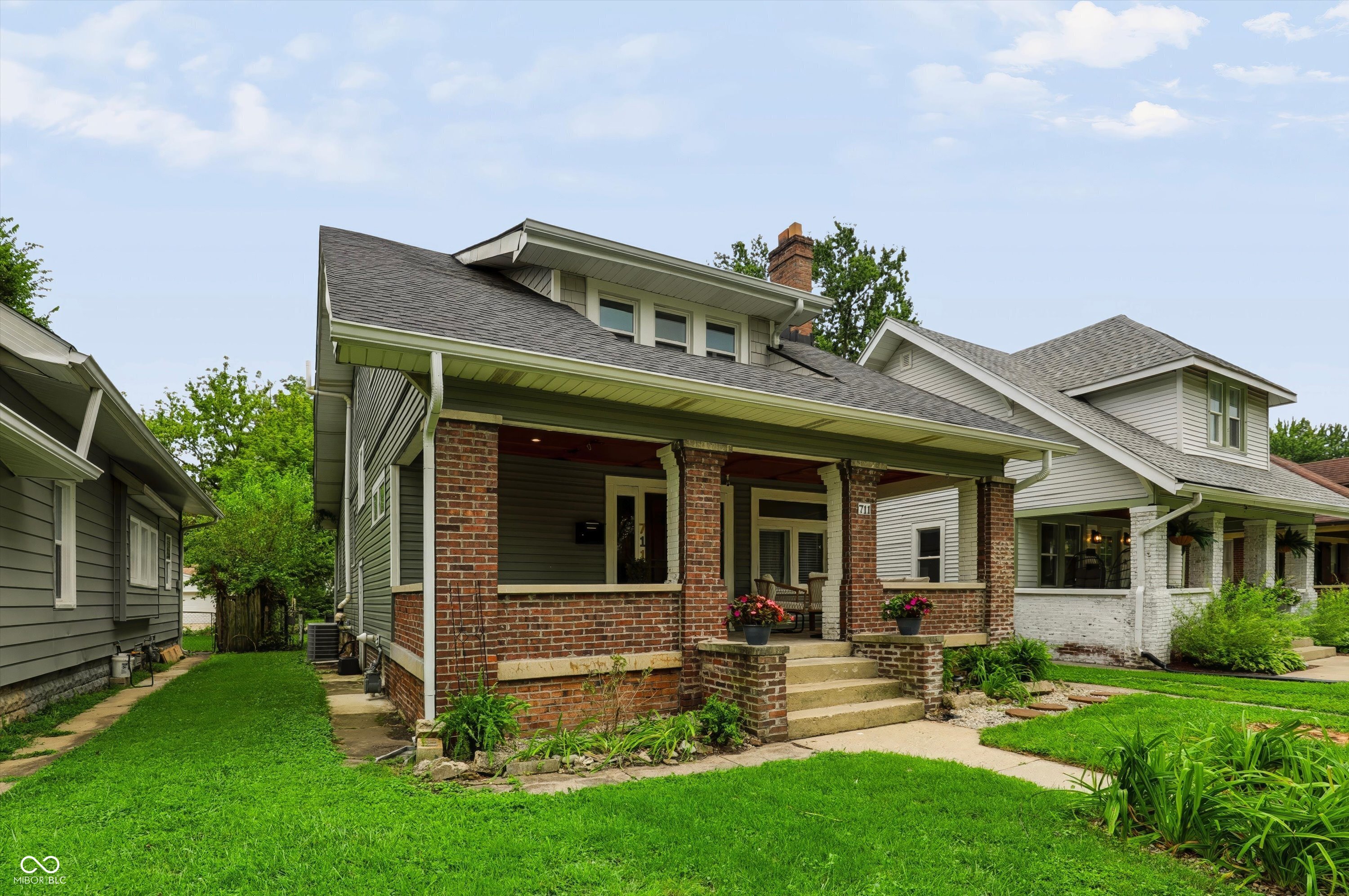 711 N Dequincy Street