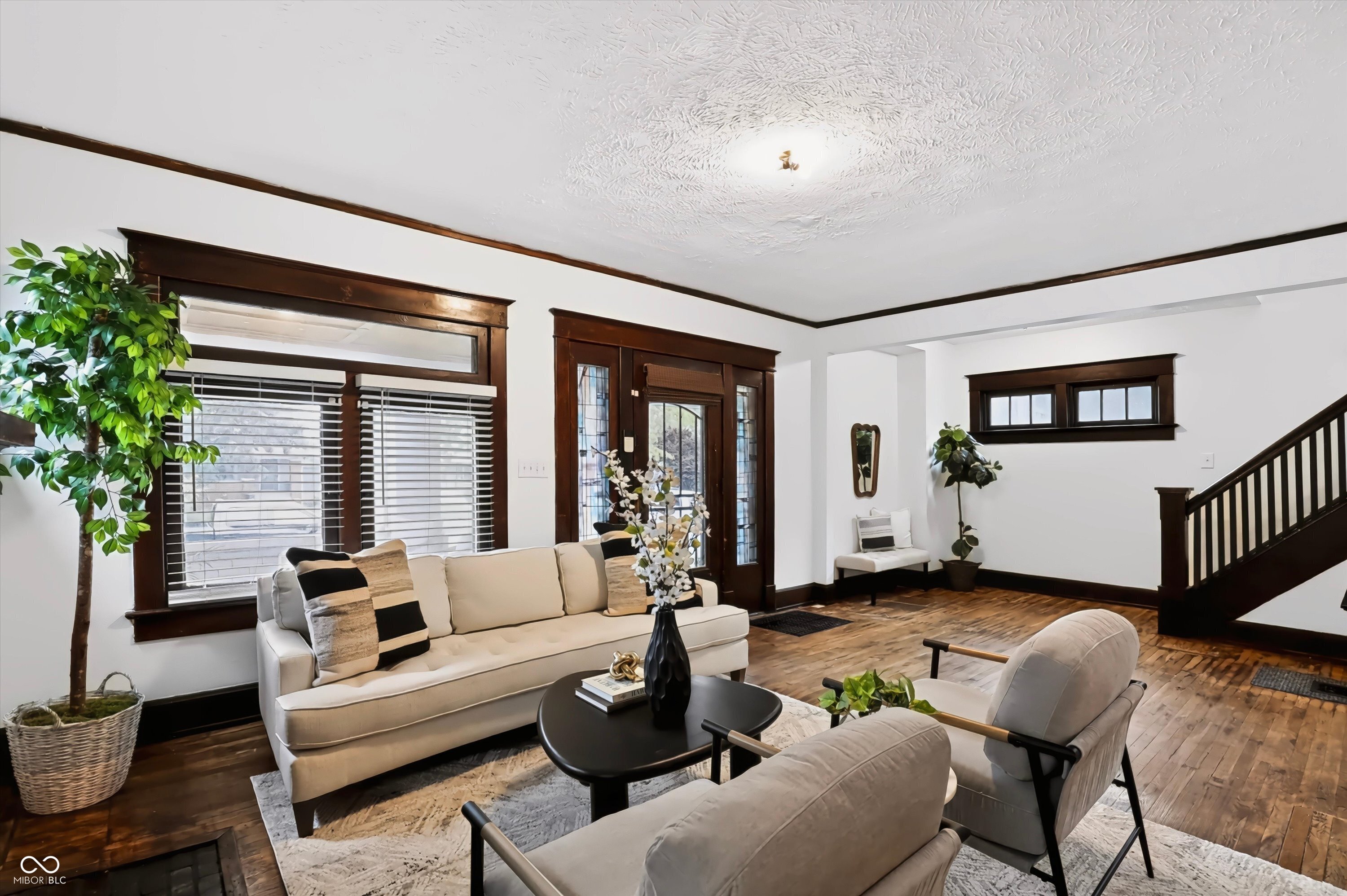 711 N Dequincy Street