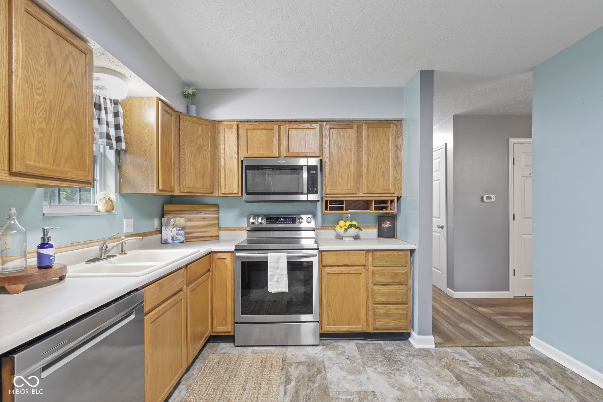 125 E Walnut Street