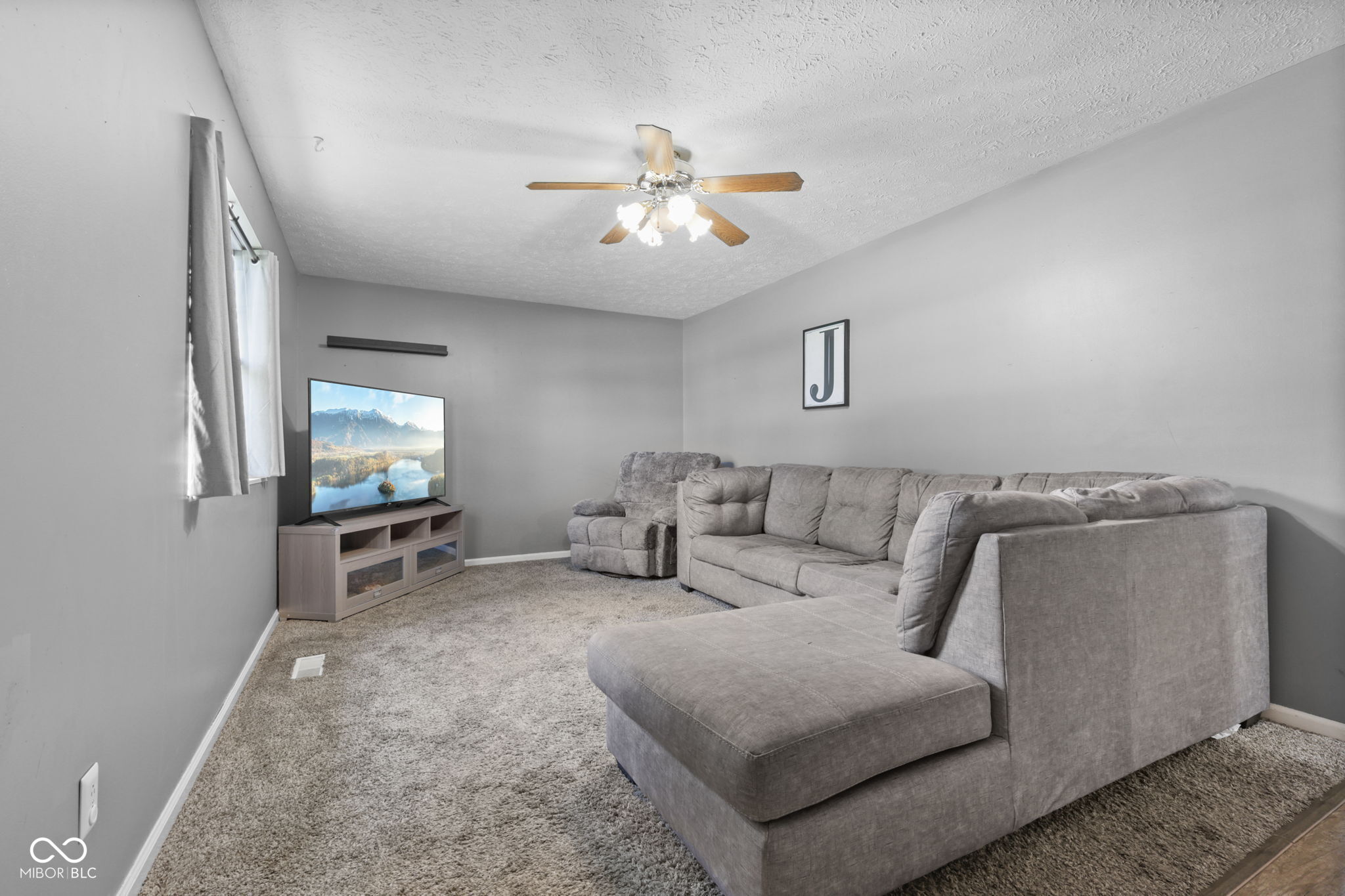 125 E Walnut Street