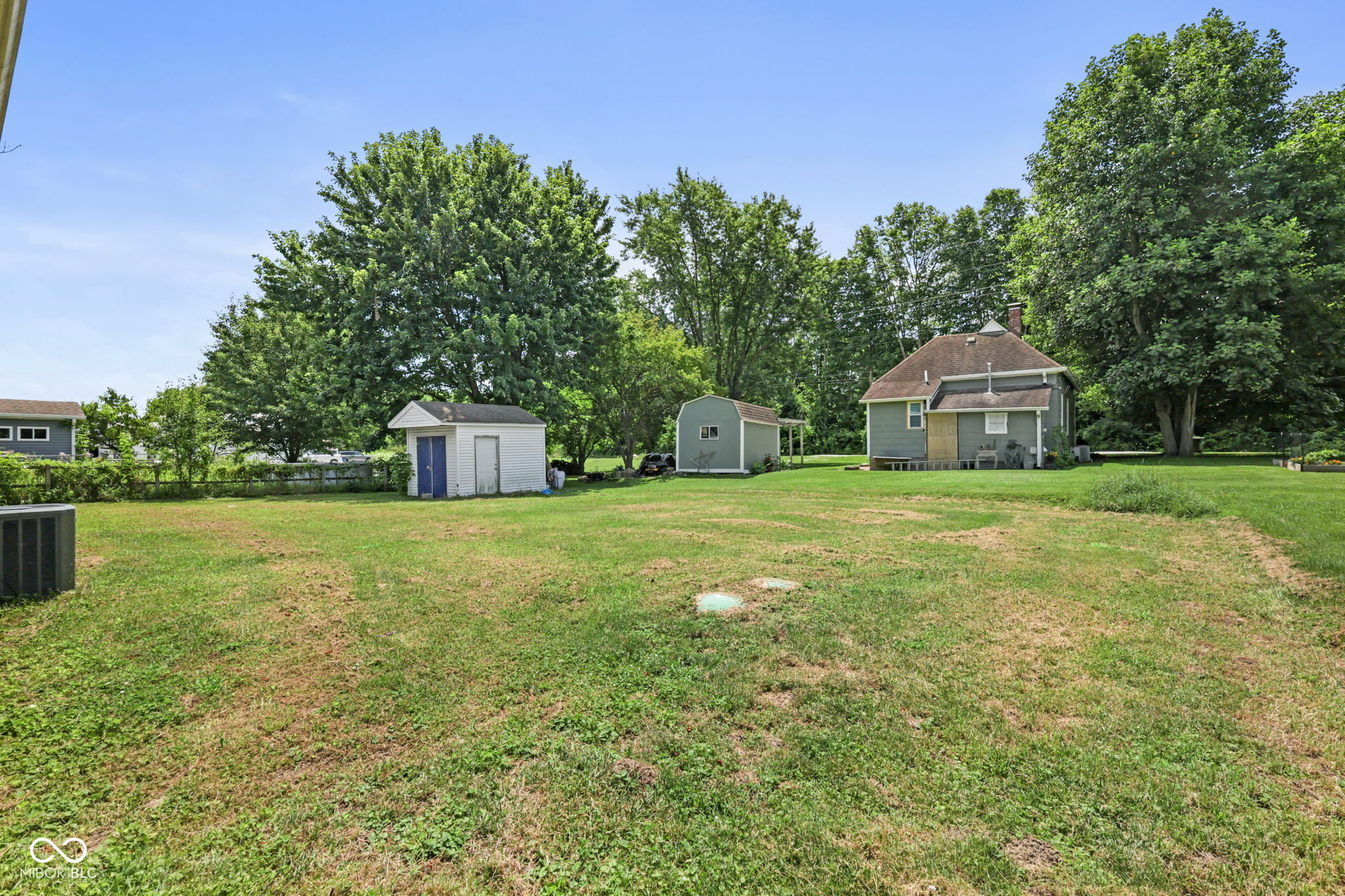 125 E Walnut Street
