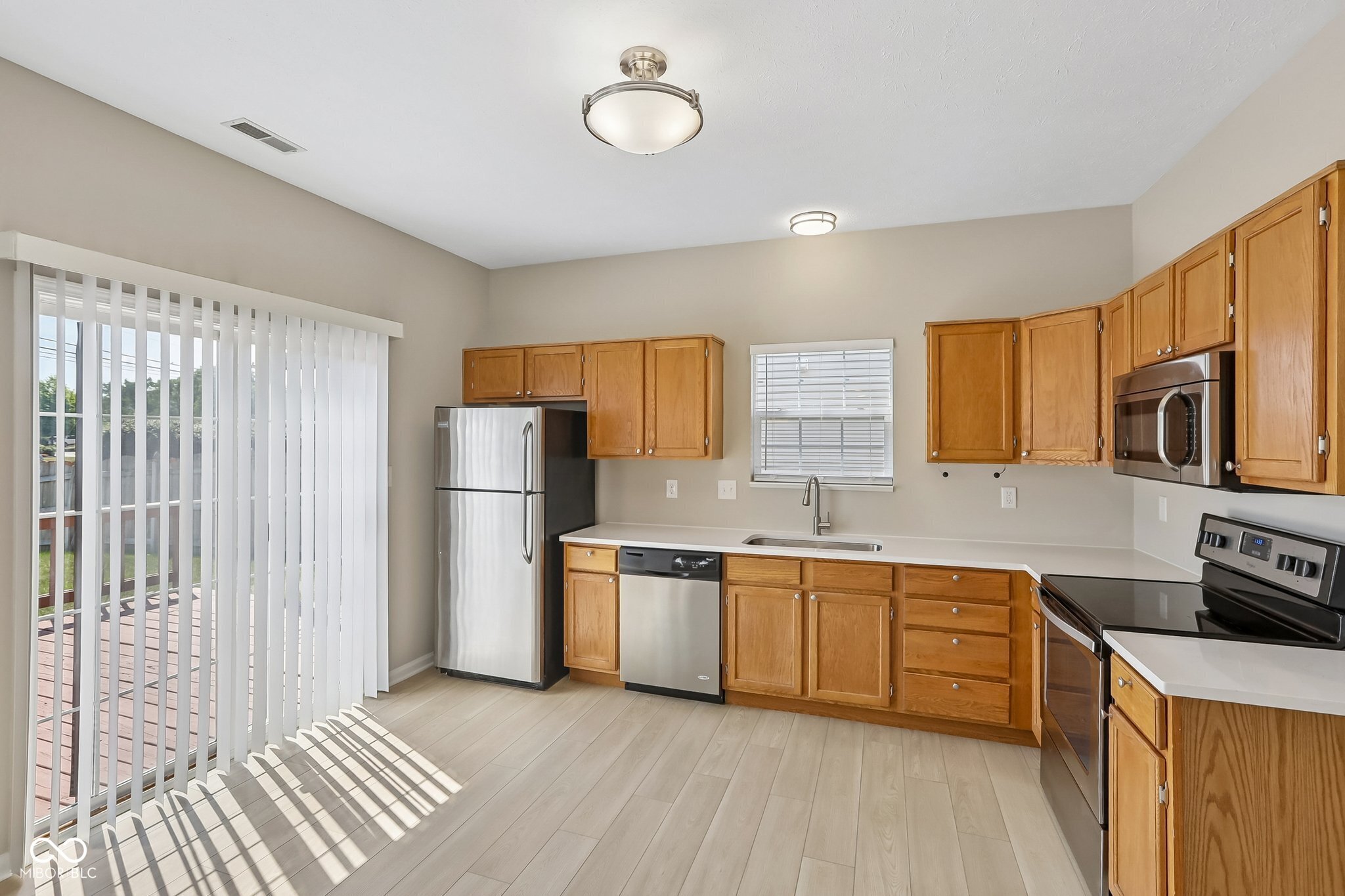 13823 Oak Grove Court