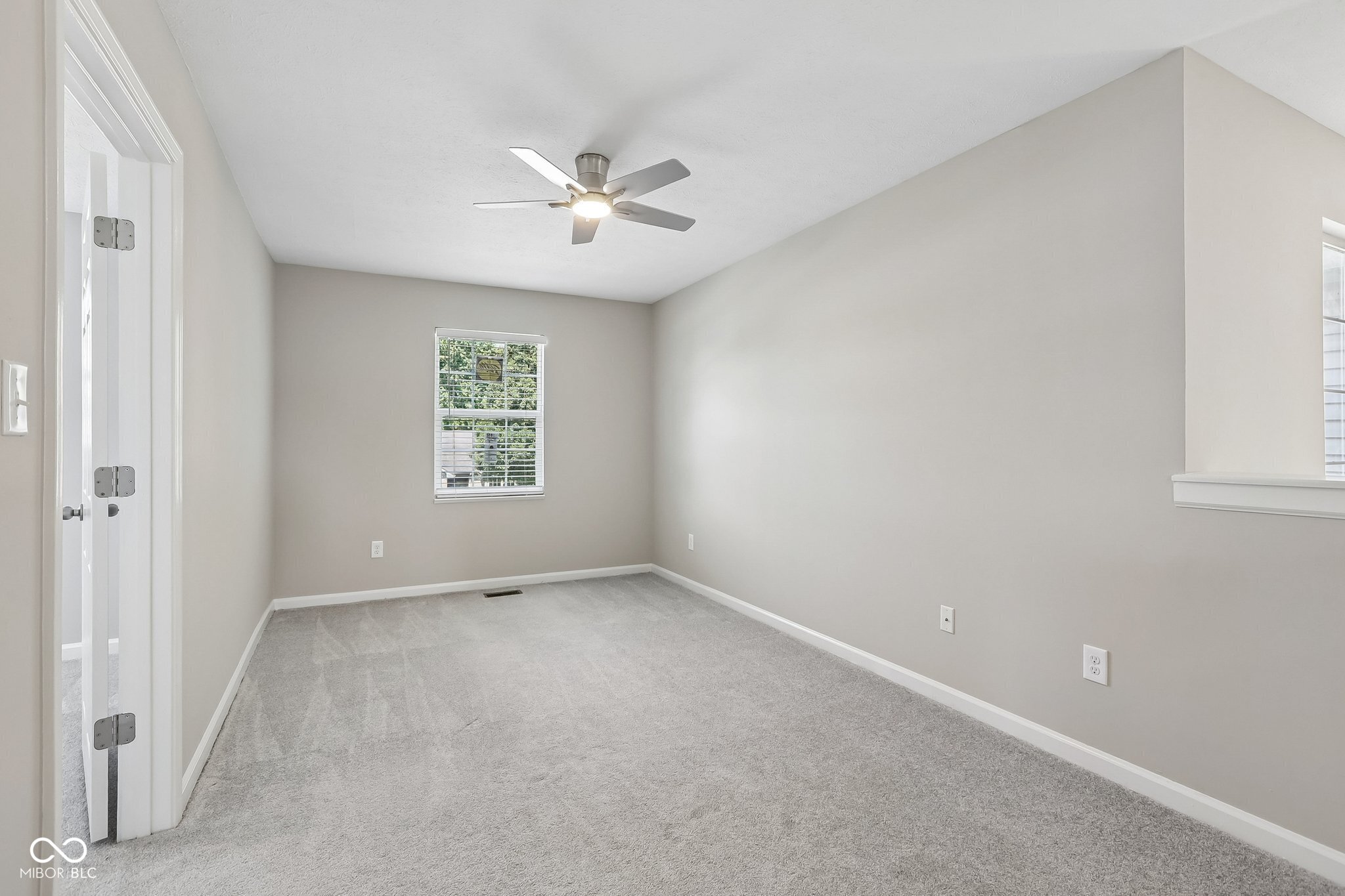 13823 Oak Grove Court