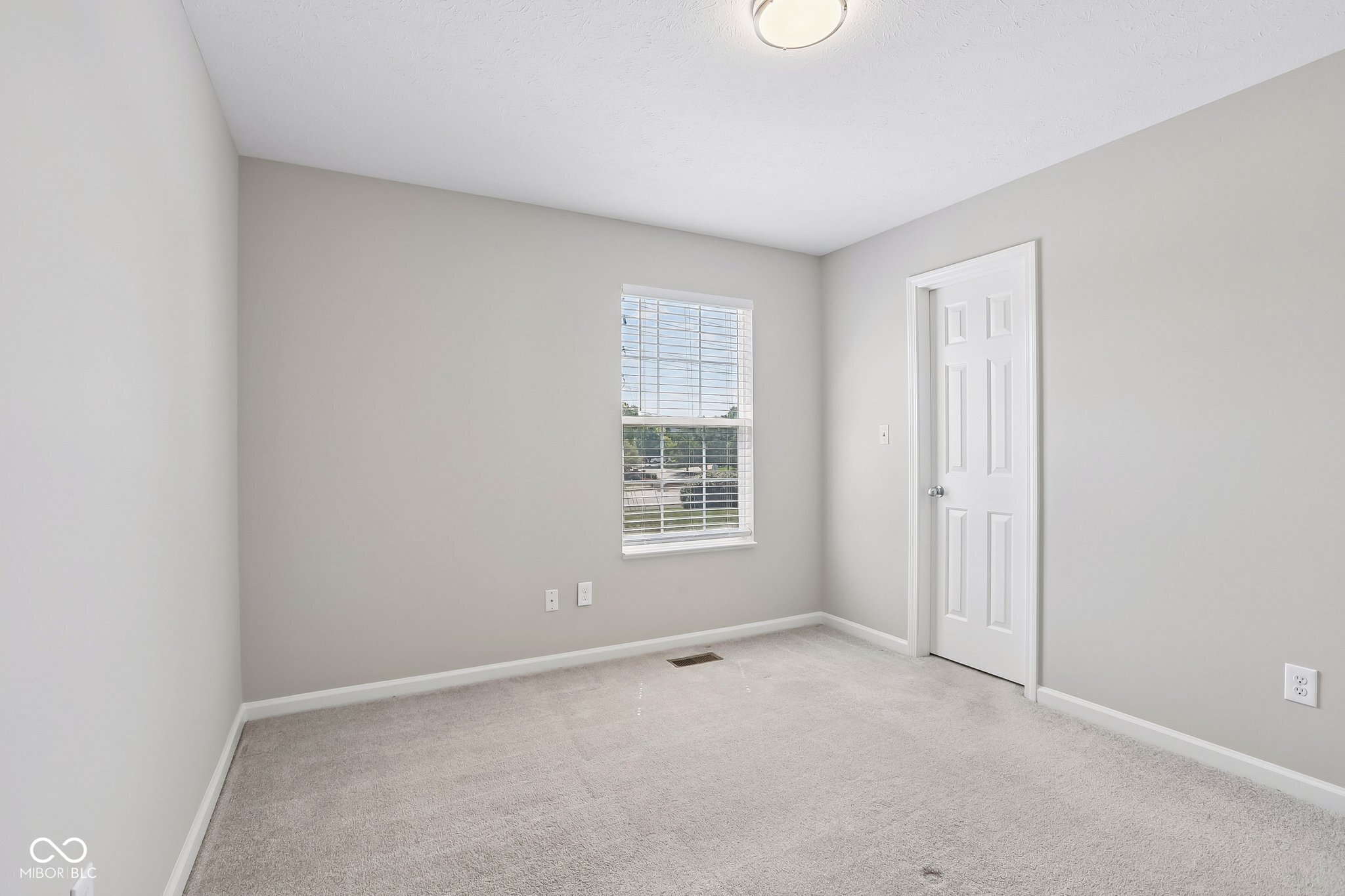 13823 Oak Grove Court