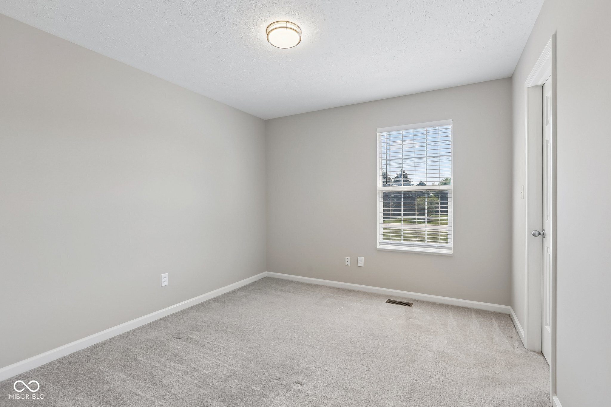 13823 Oak Grove Court