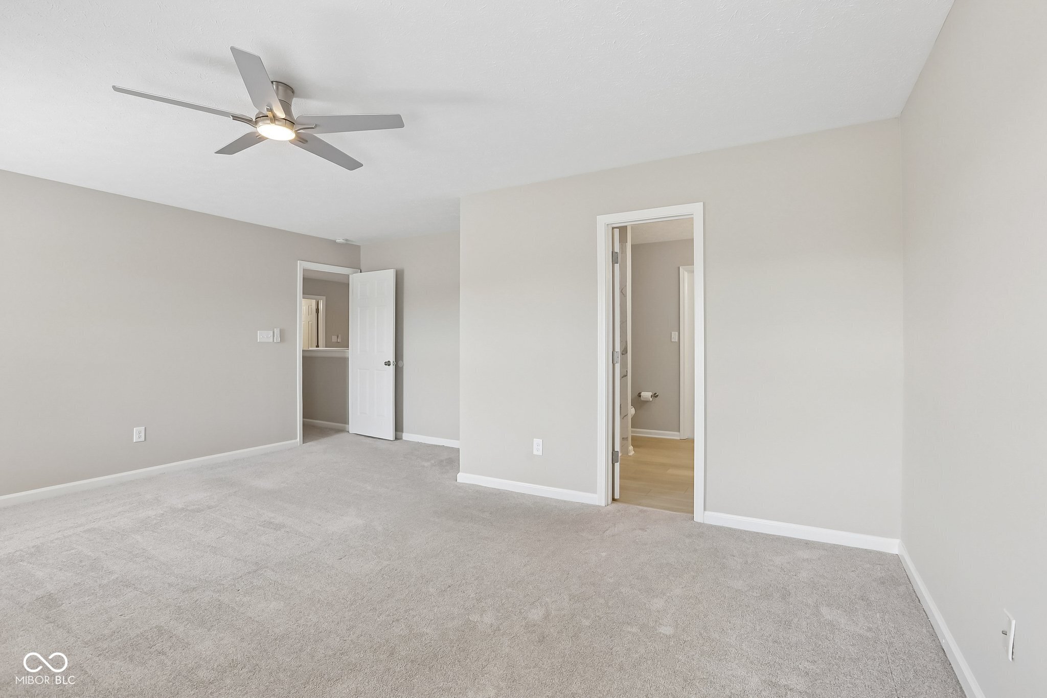 13823 Oak Grove Court