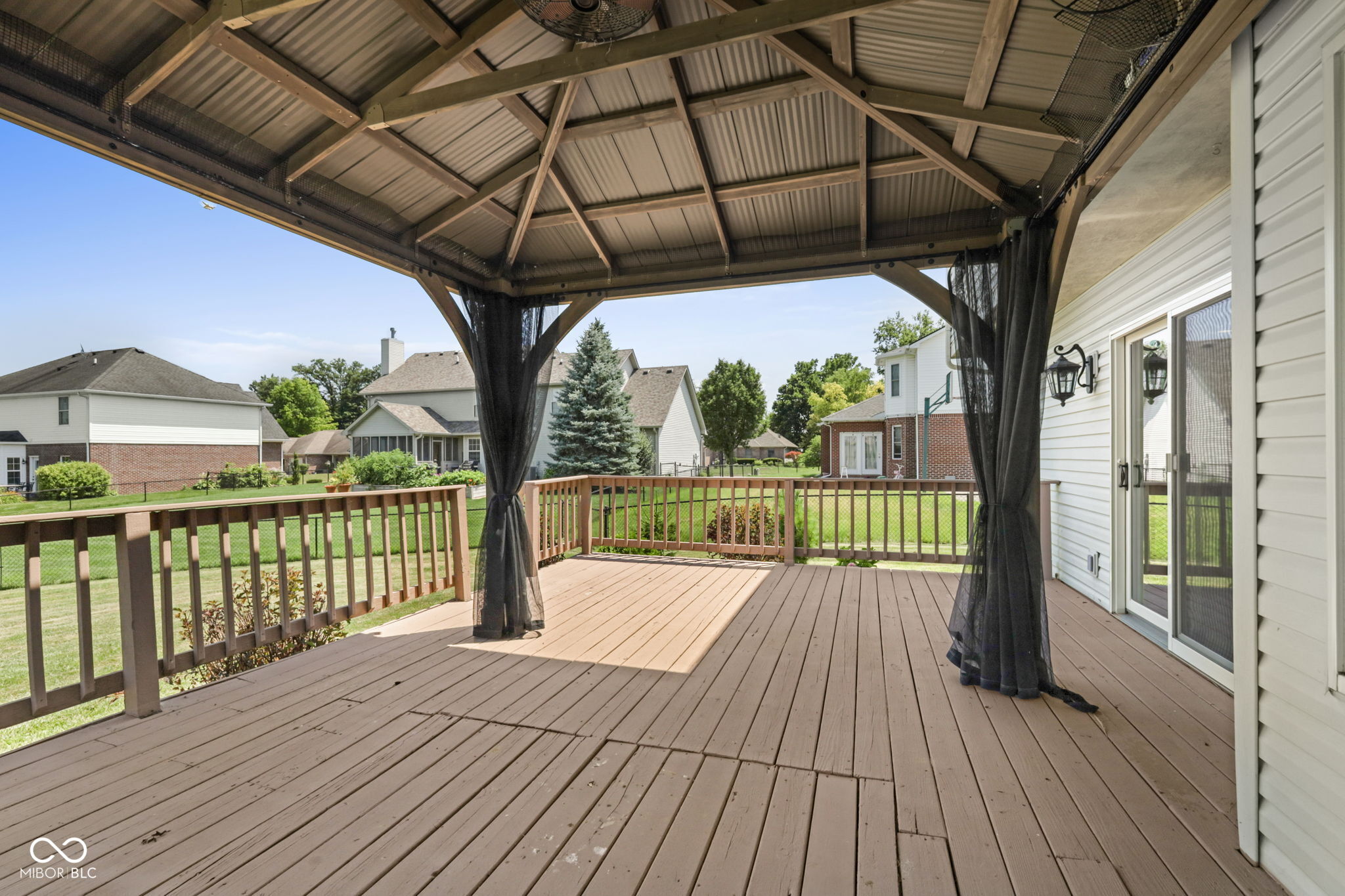 7975 Meadow Bend Circle