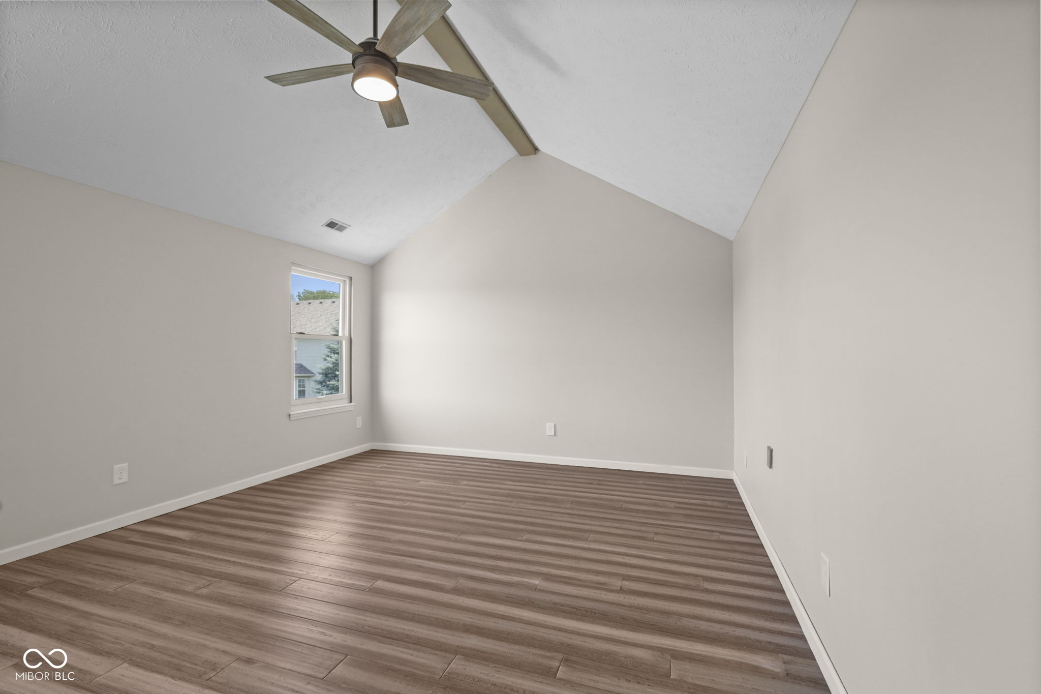 7975 Meadow Bend Circle