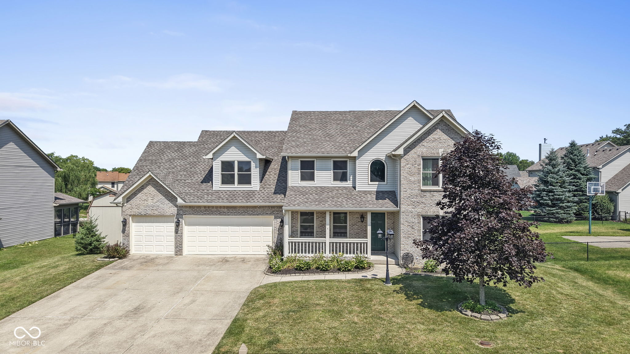 7975 Meadow Bend Circle