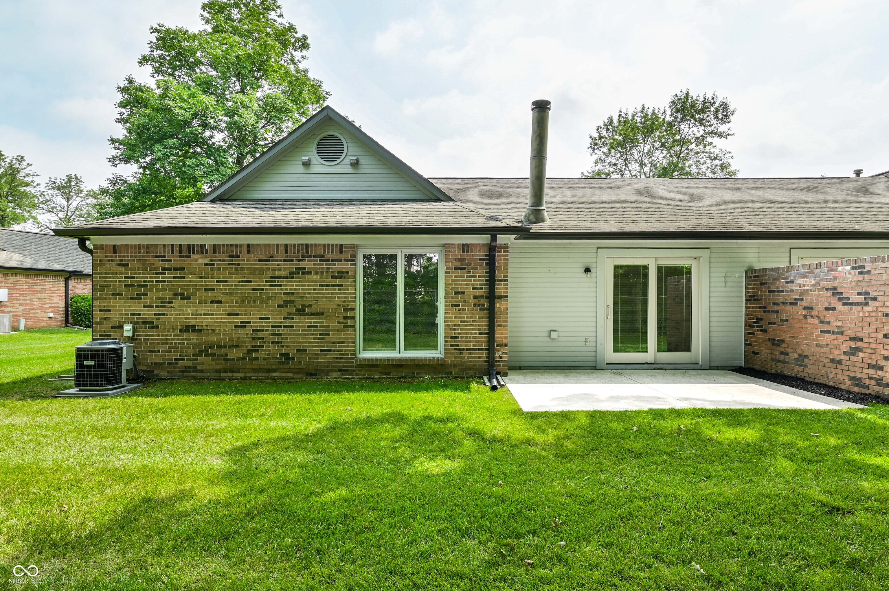 9554 Cadbury Circle