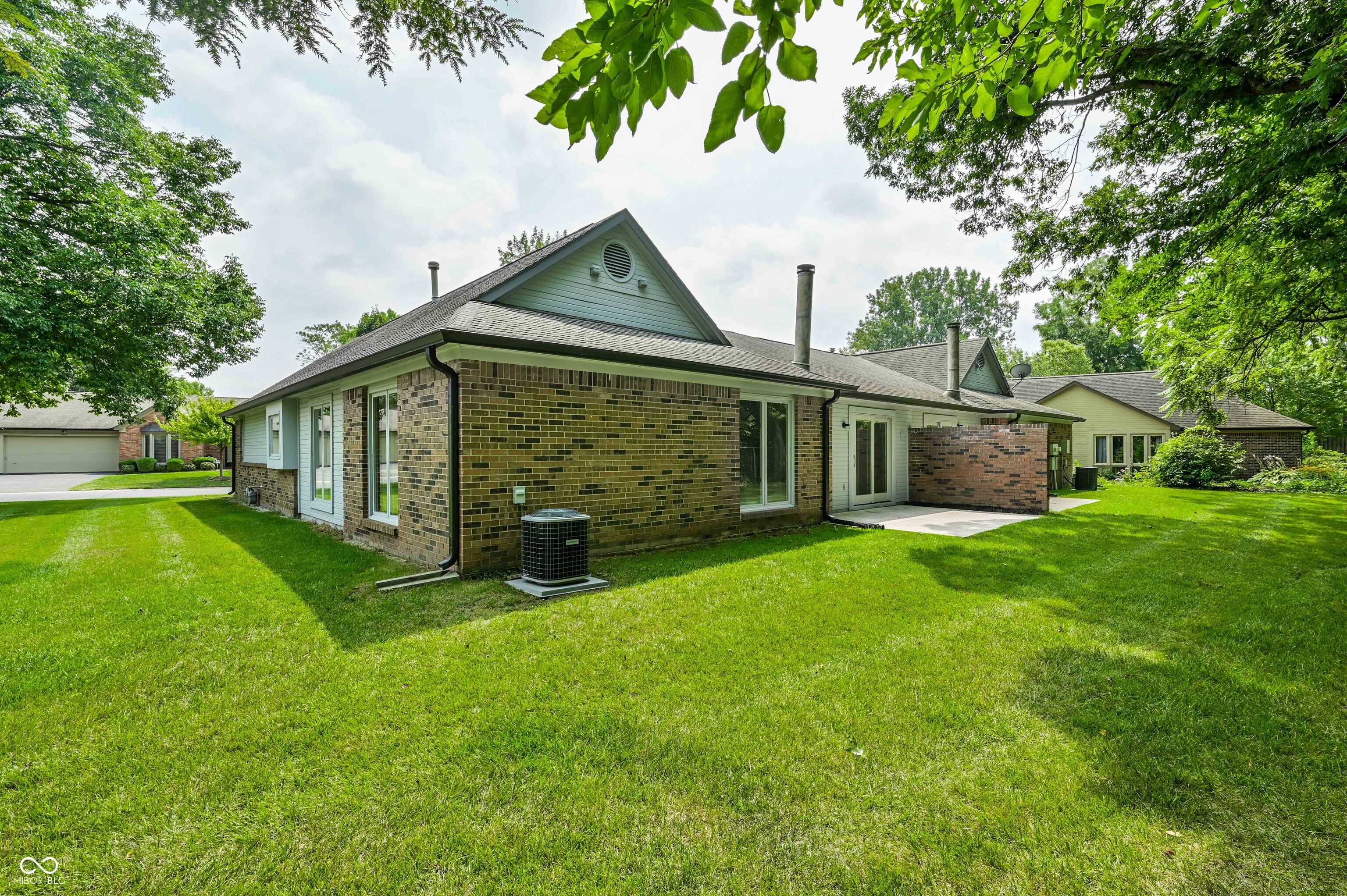 9554 Cadbury Circle
