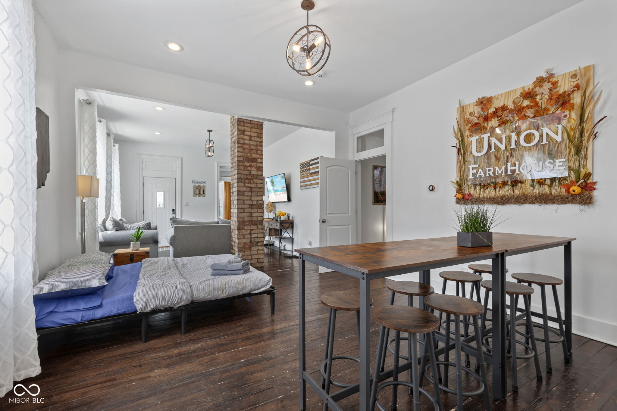 1361 Union Street