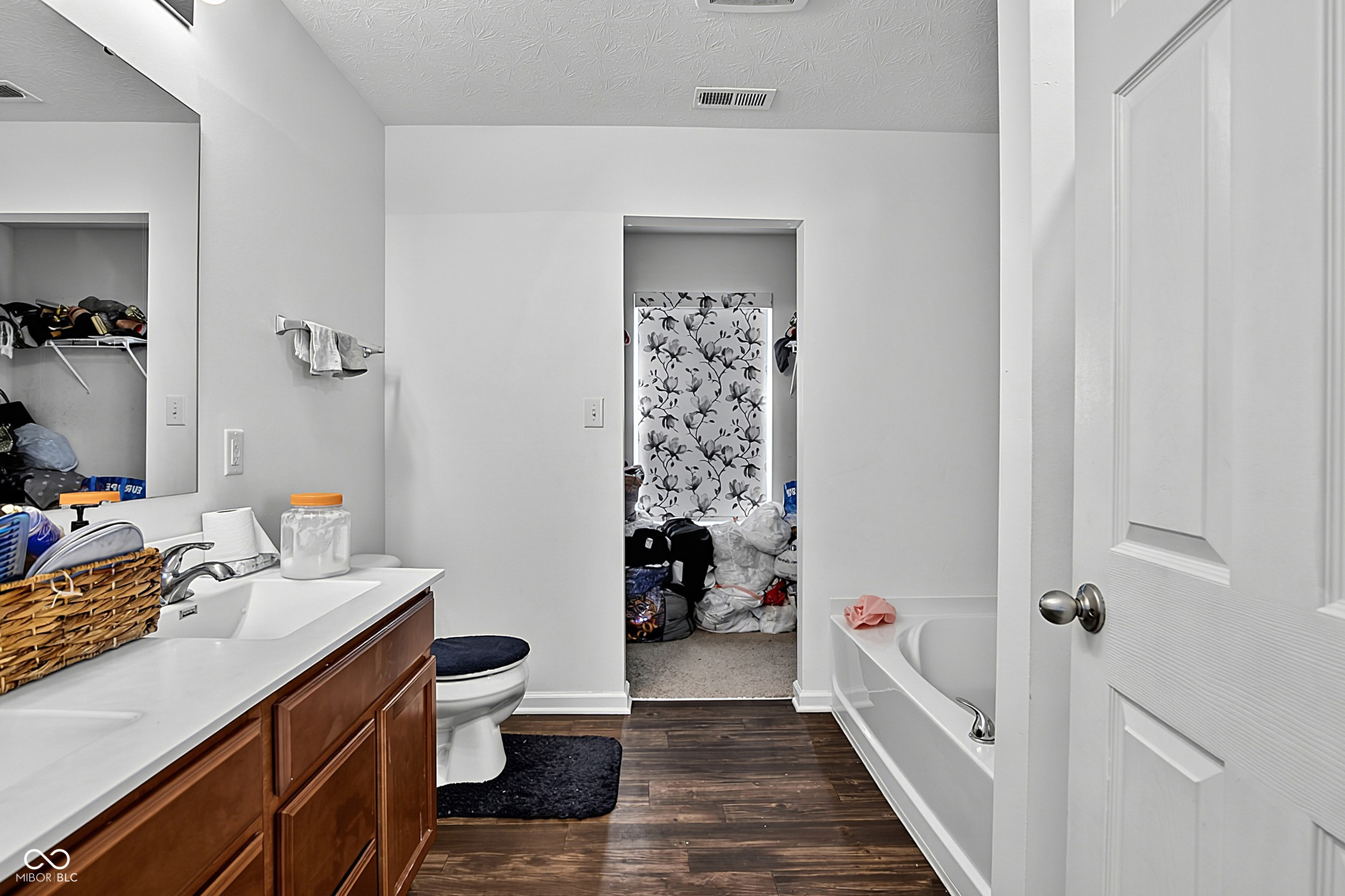 8099 Ambrosia Lane