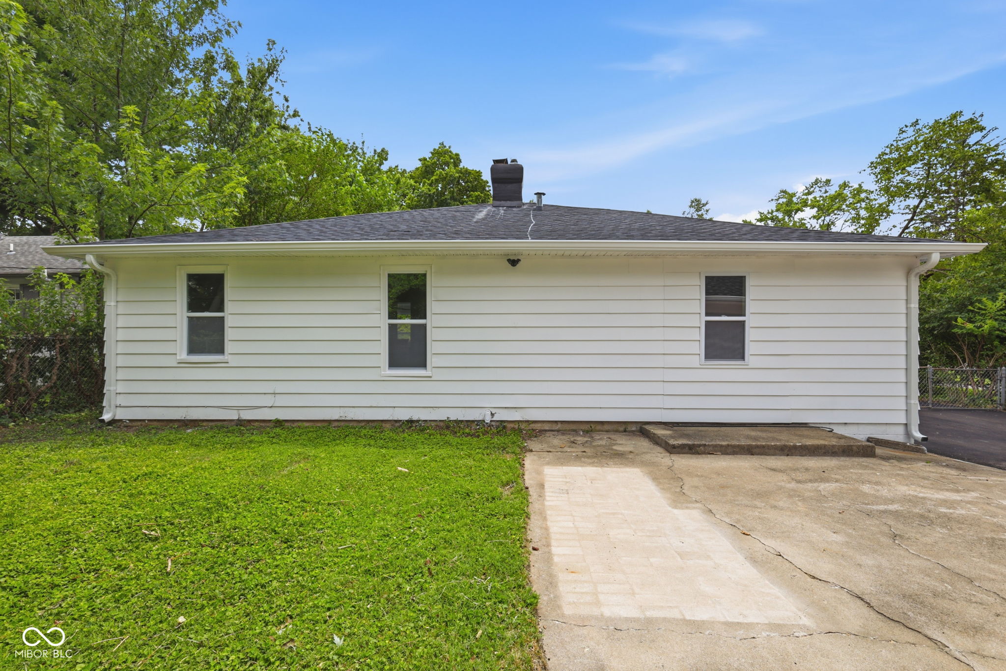1228 Rowin Road