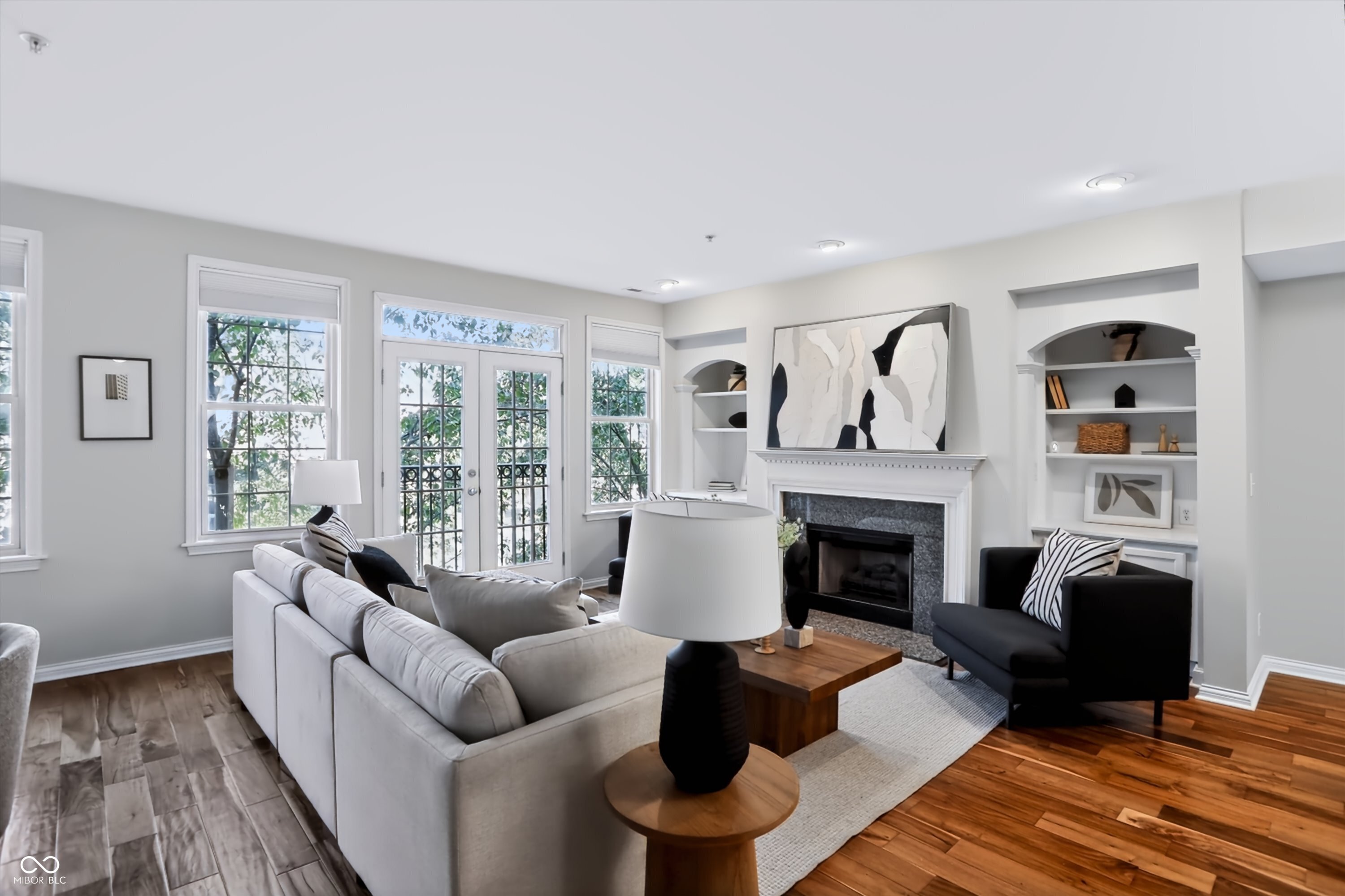 219 N New Jersey Street Unit: 219D