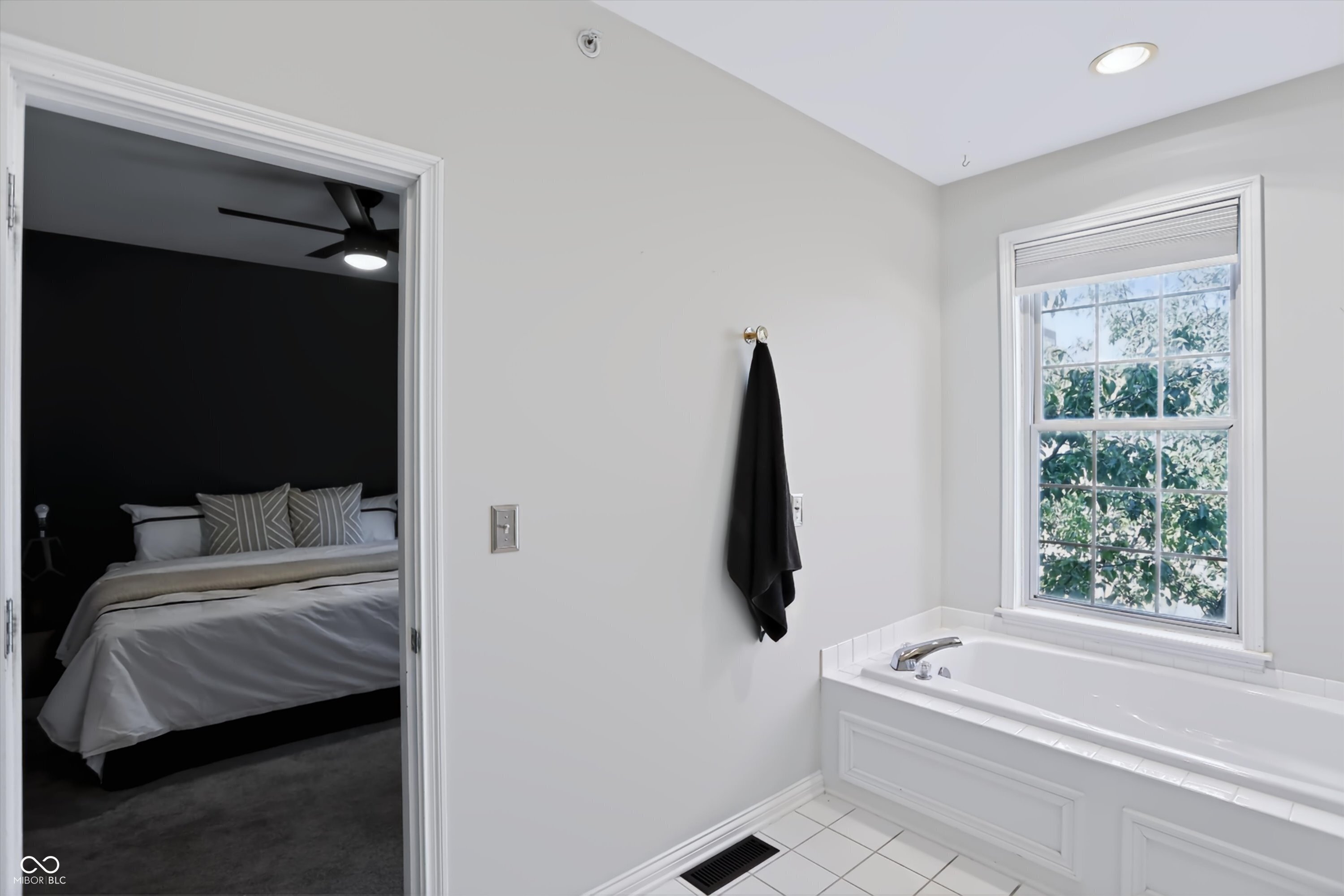 219 N New Jersey Street Unit: 219D