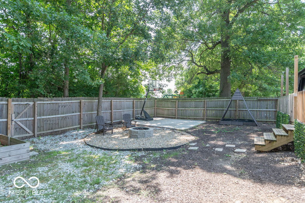 5805 Decatur Ridge Drive