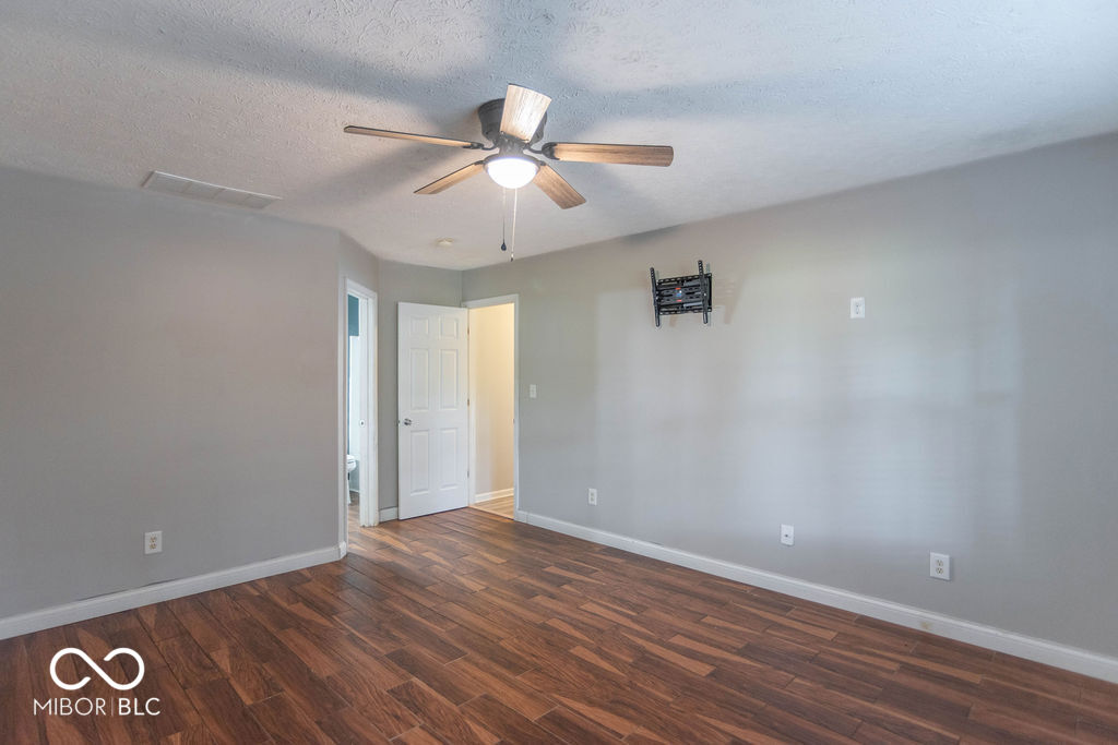 5805 Decatur Ridge Drive