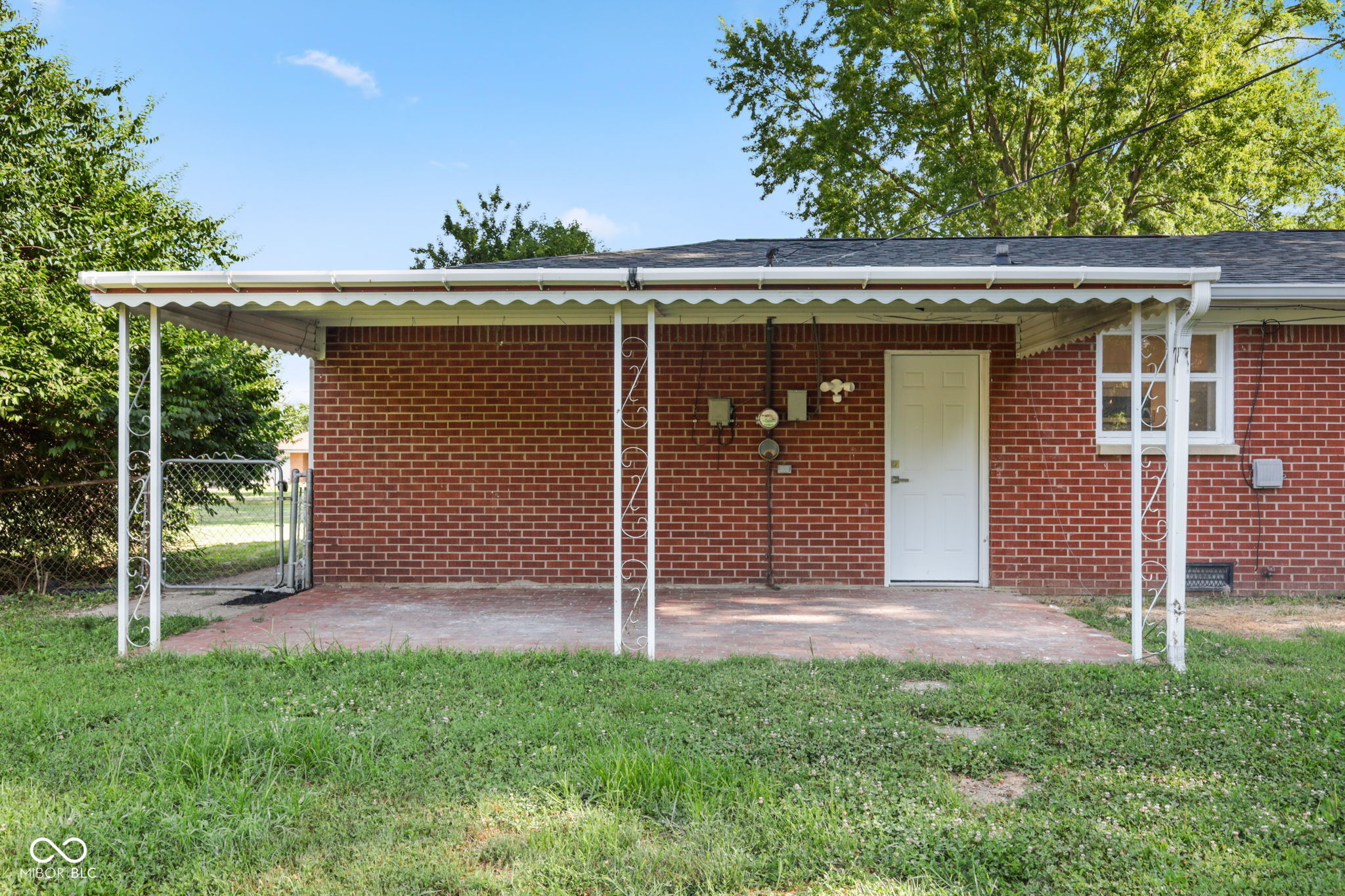6609 Beech Drive