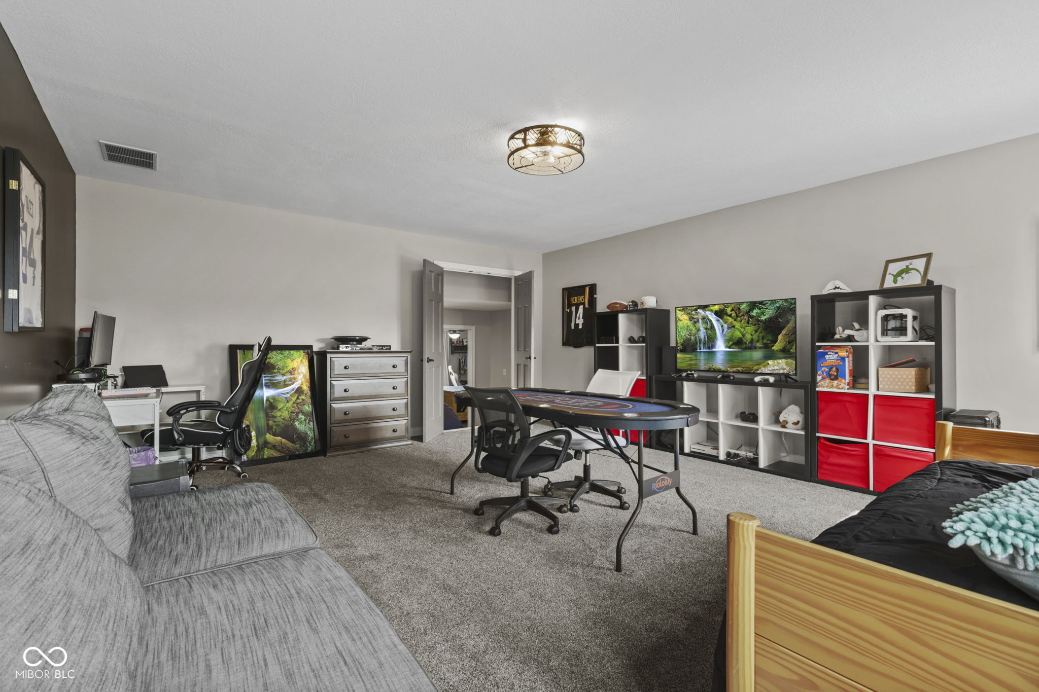 3773 Highland Park Drive
