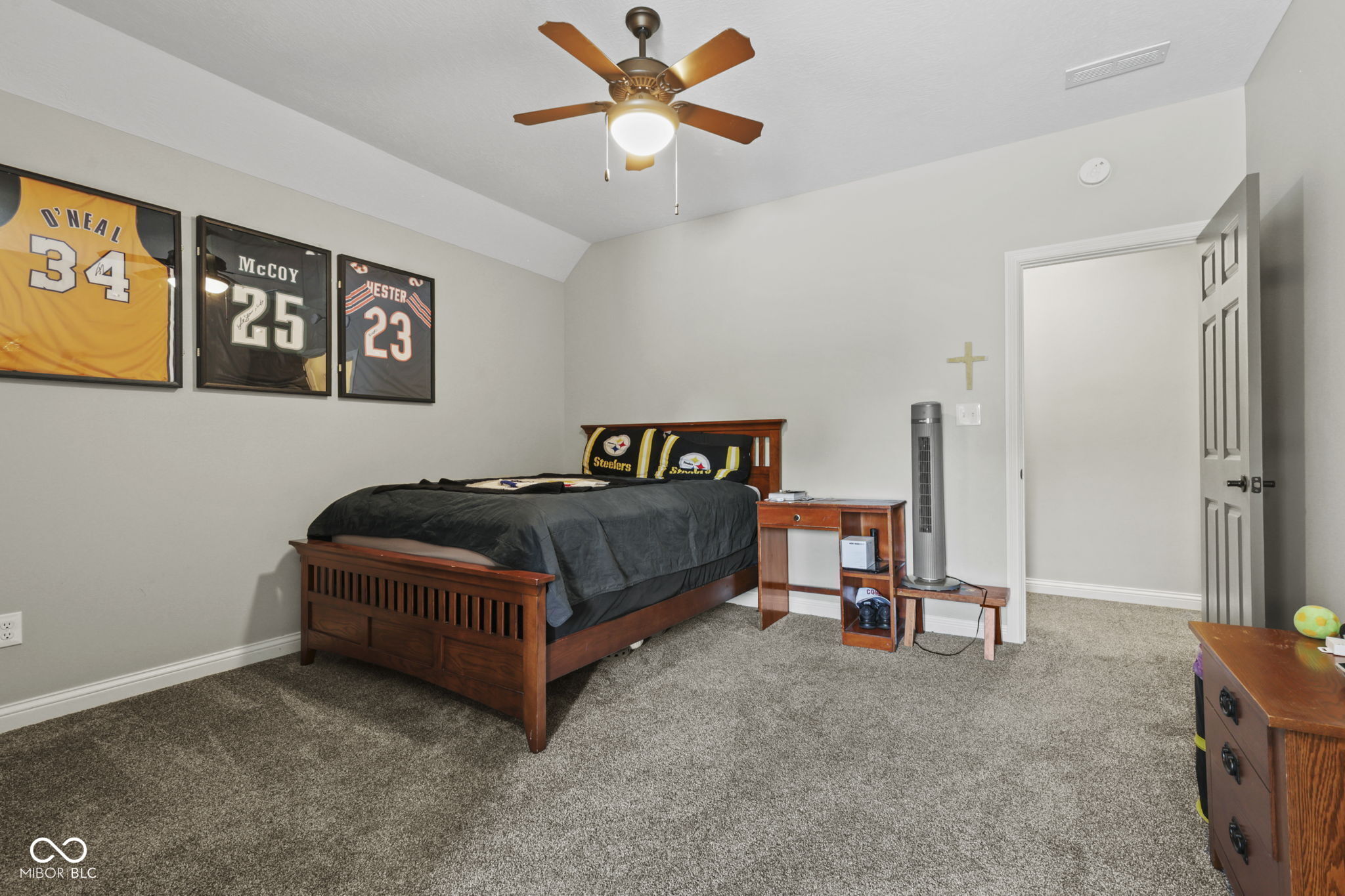 3773 Highland Park Drive
