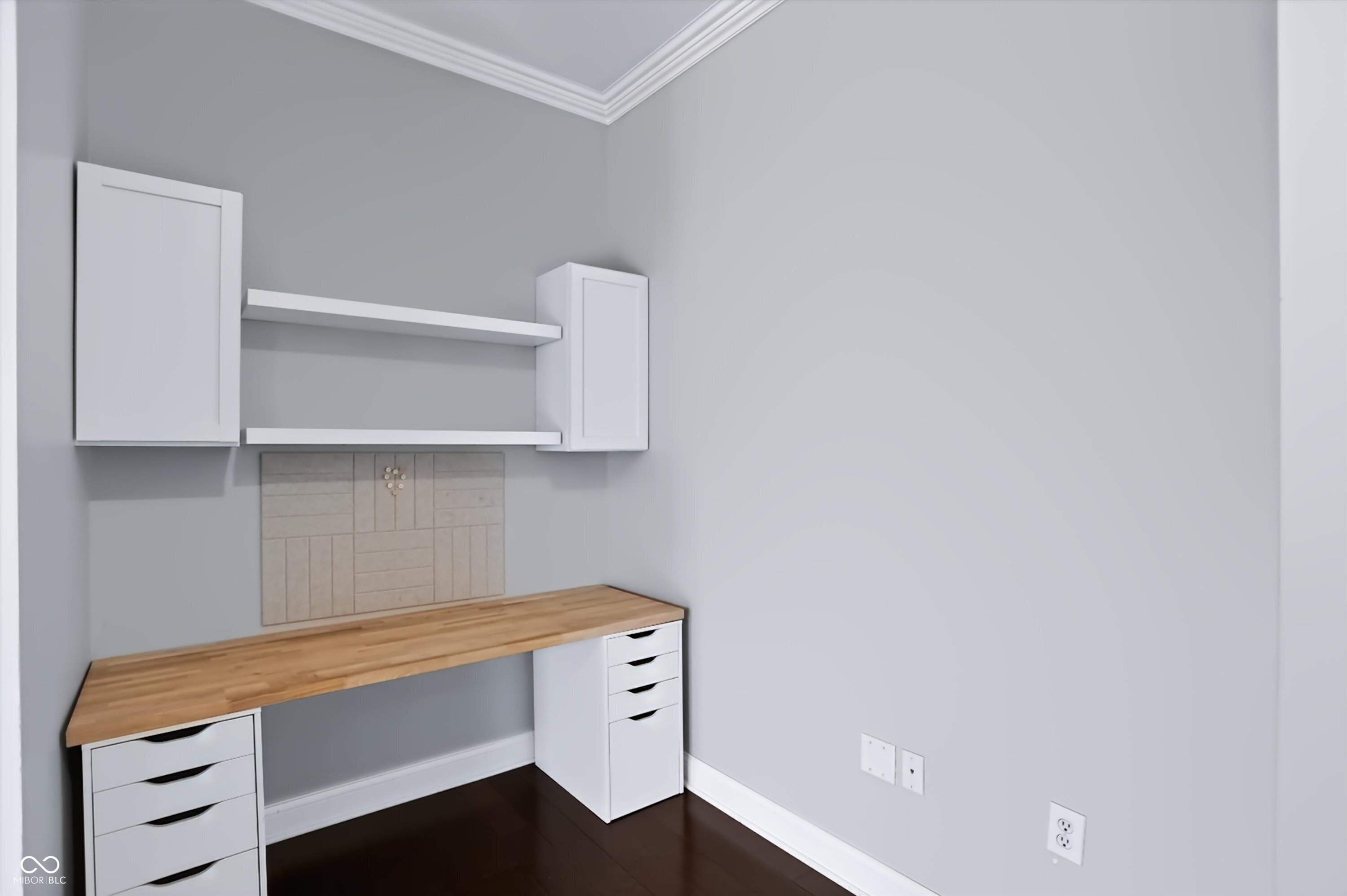 450 E Ohio Street Unit: APT 310
