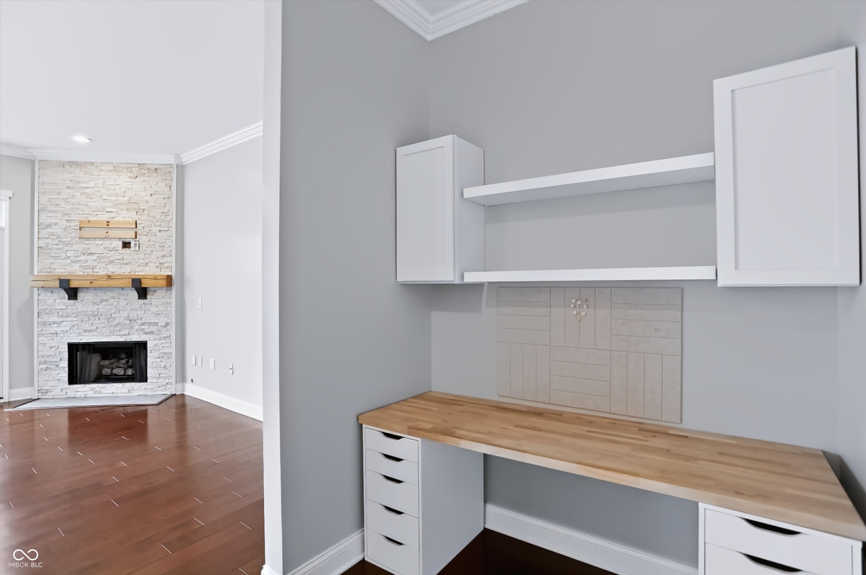 450 E Ohio Street Unit: APT 310
