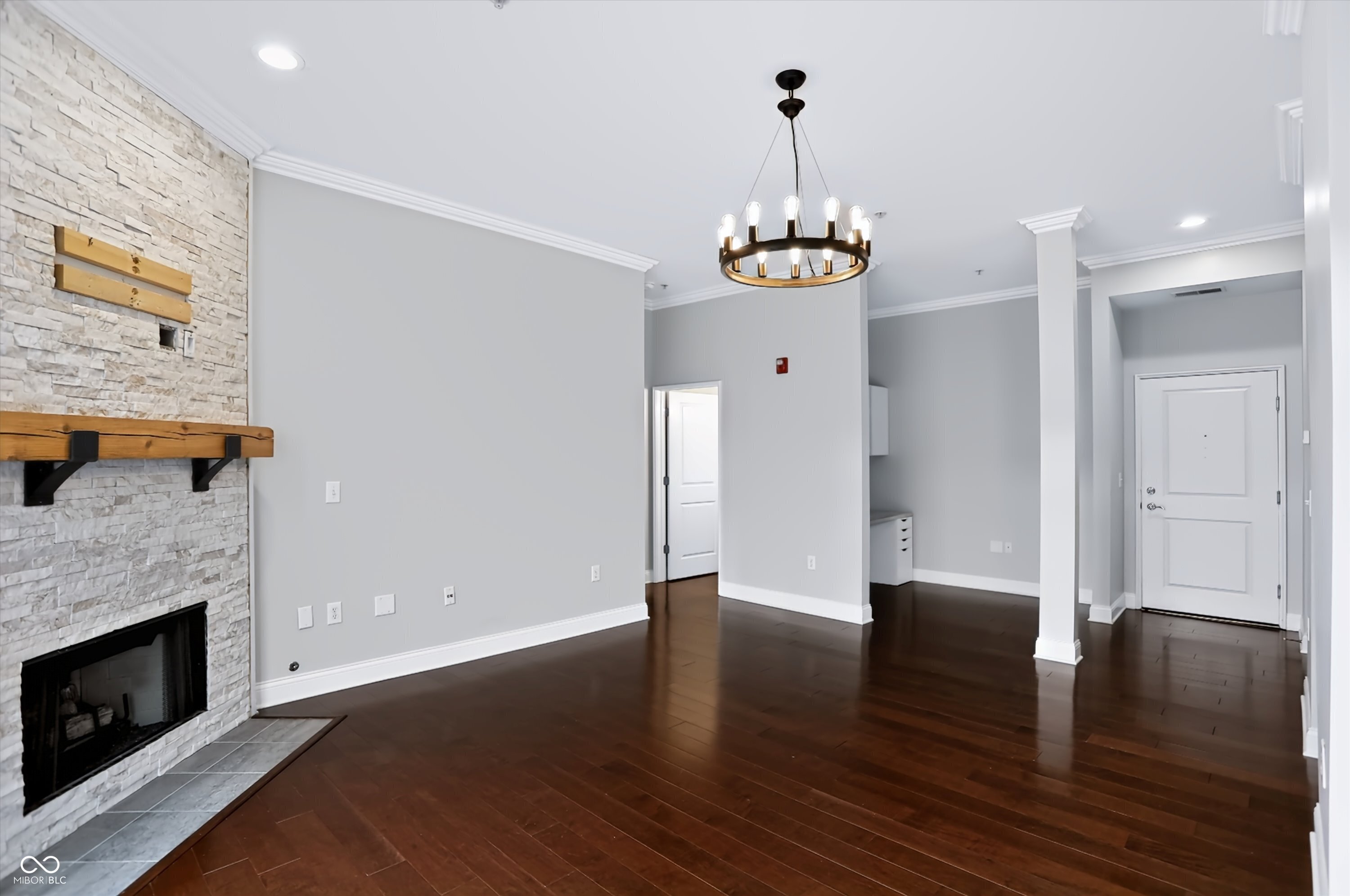 450 E Ohio Street Unit: APT 310