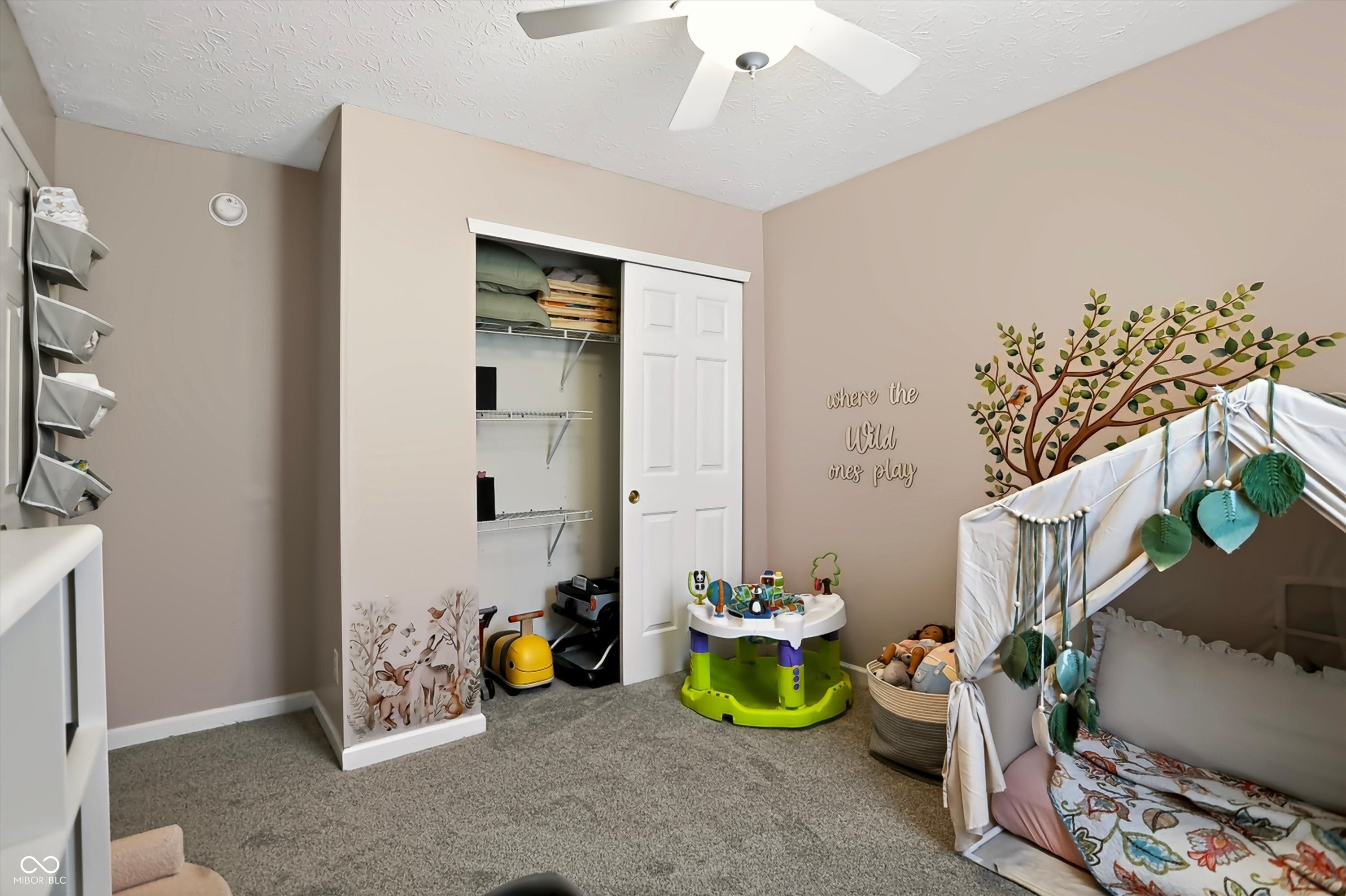5423 Mesa Verde Drive