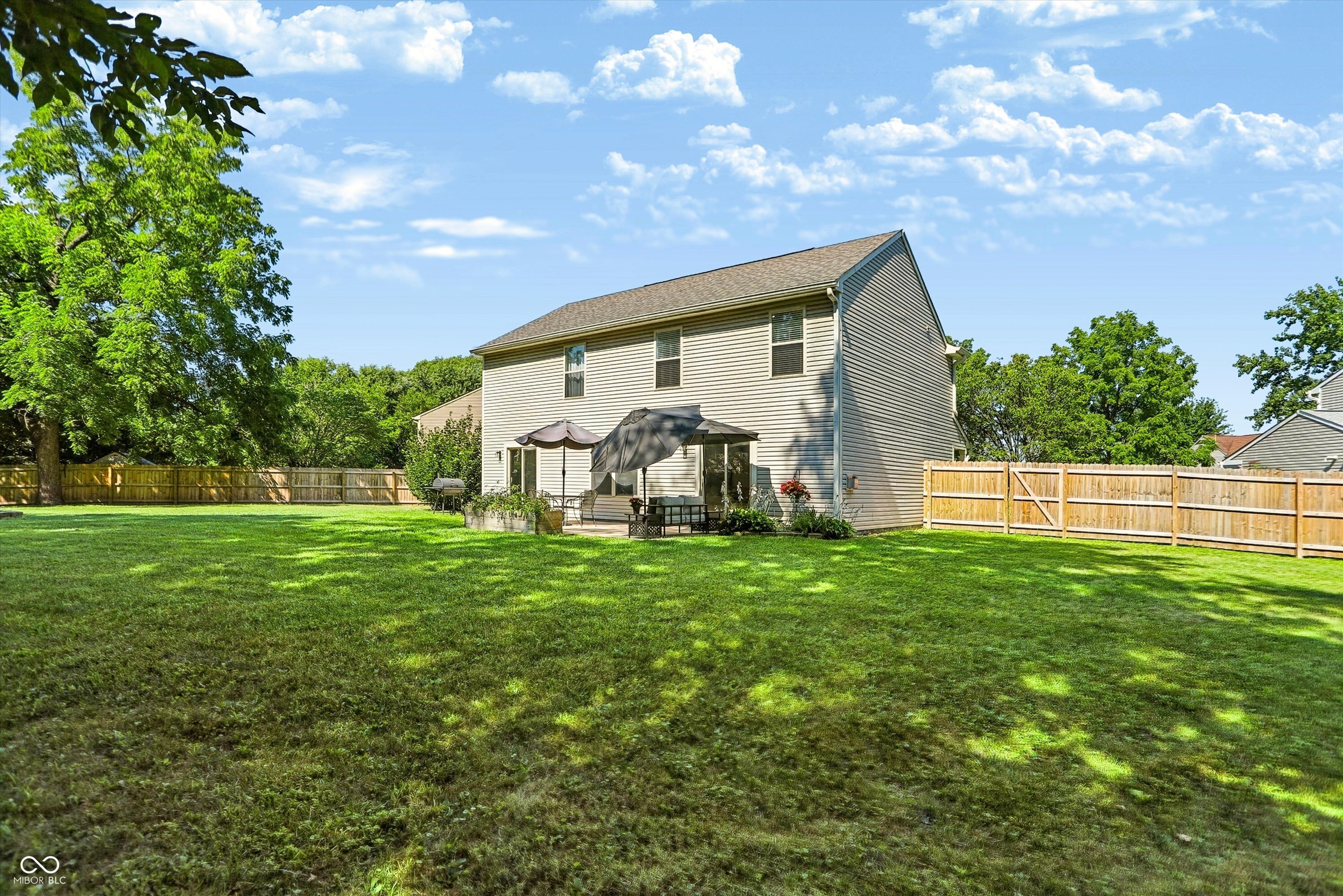 5423 Mesa Verde Drive
