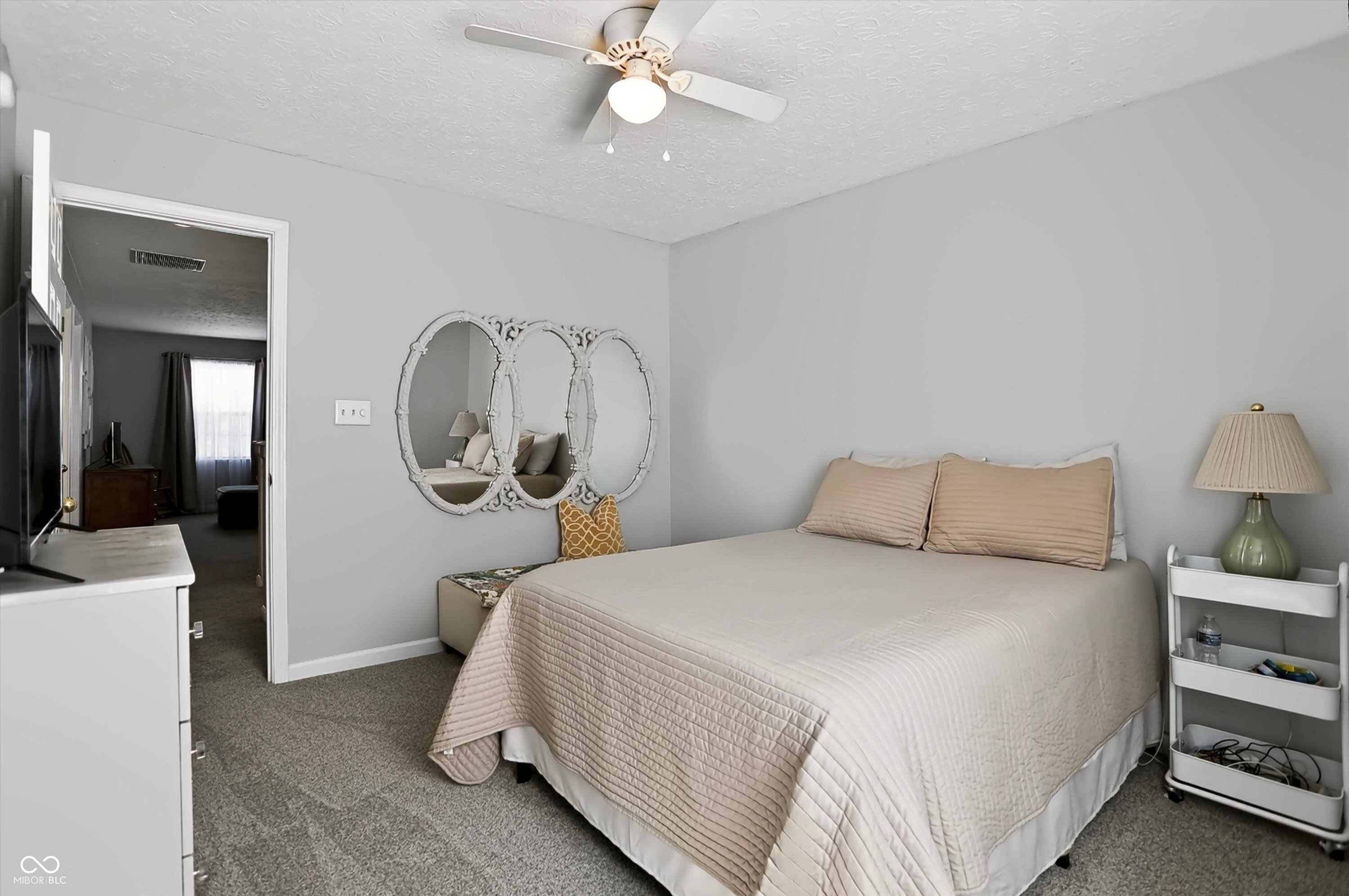 5423 Mesa Verde Drive