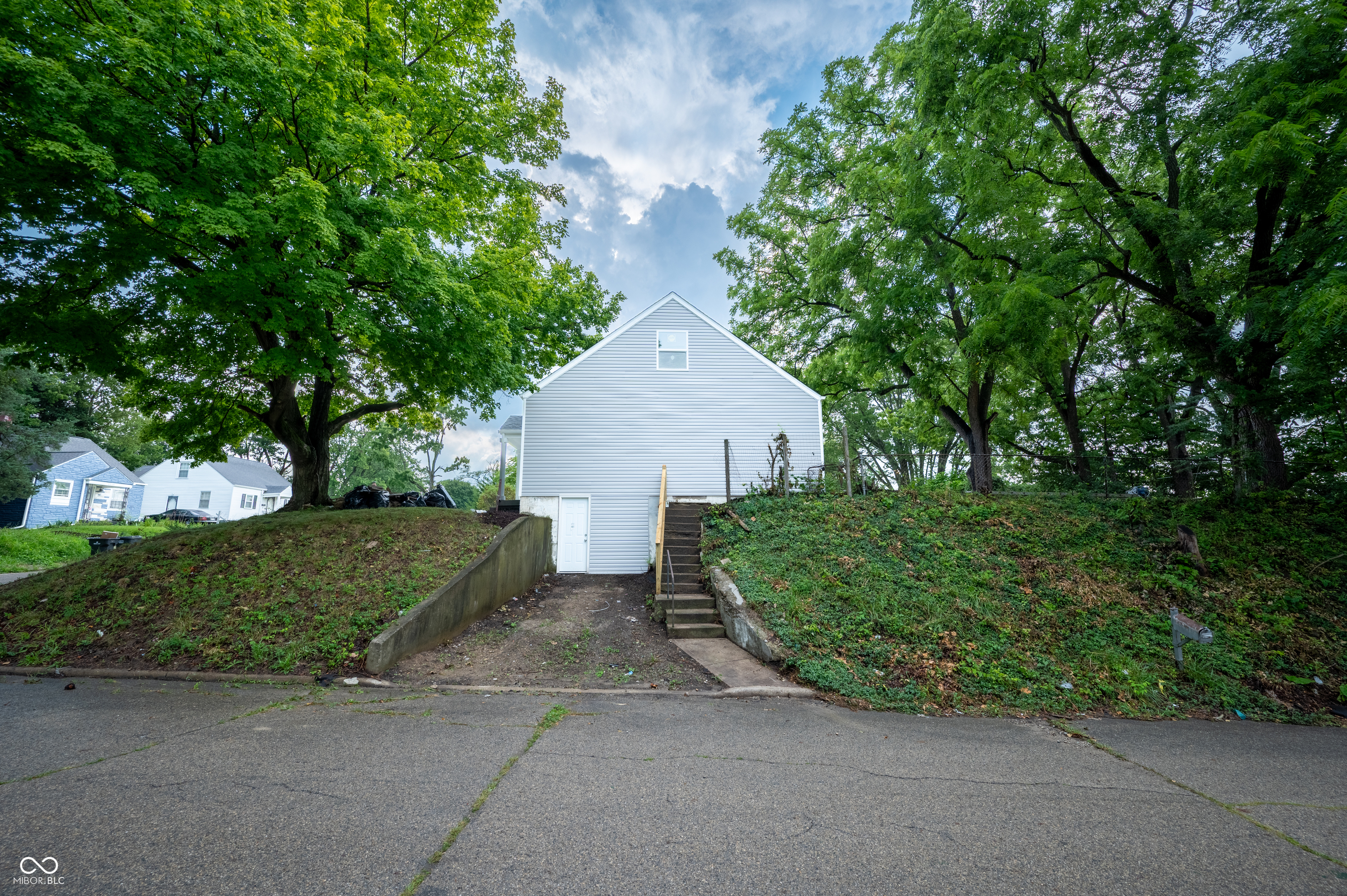 1500 W 11th Street