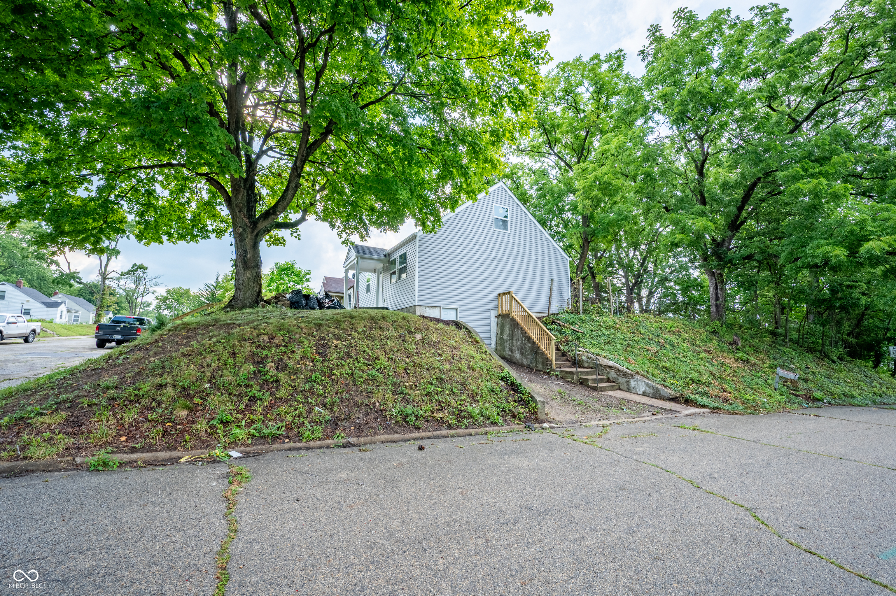1500 W 11th Street
