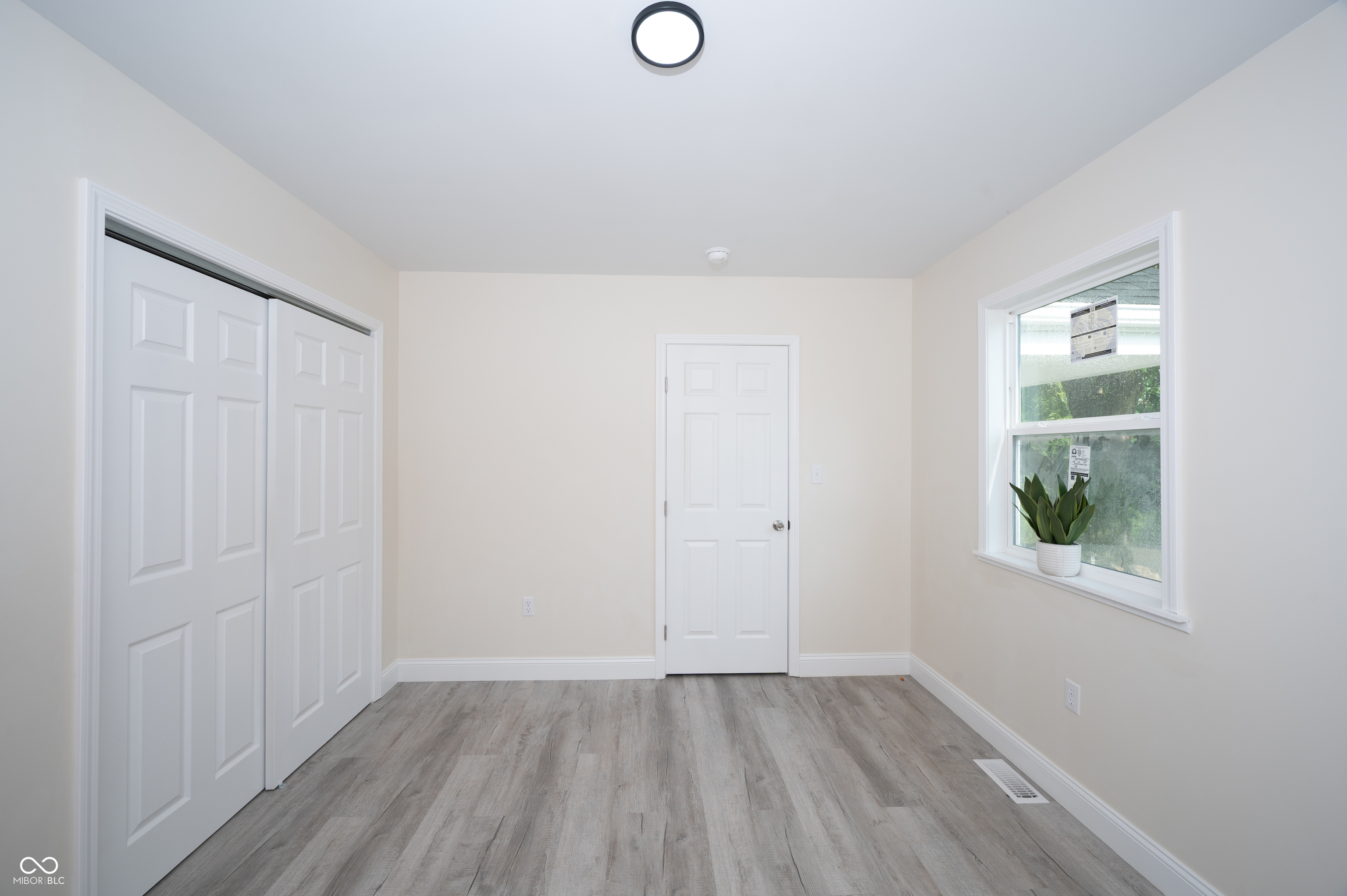 1500 W 11th Street